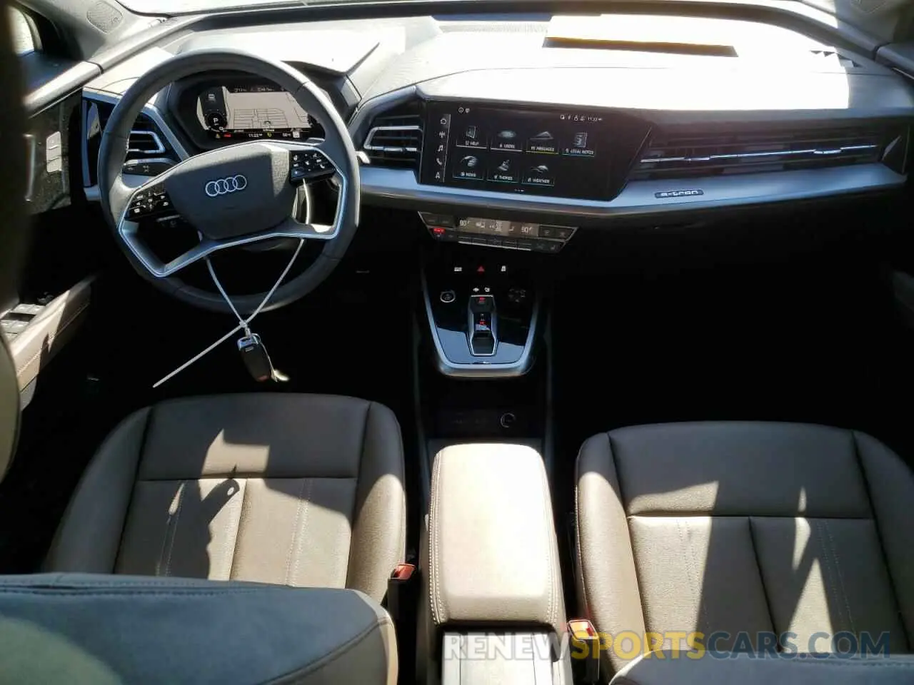 8 fotografías del automóvil dañado WA132BFZ7PP062323 AUDI Q4 E-TRON 2023