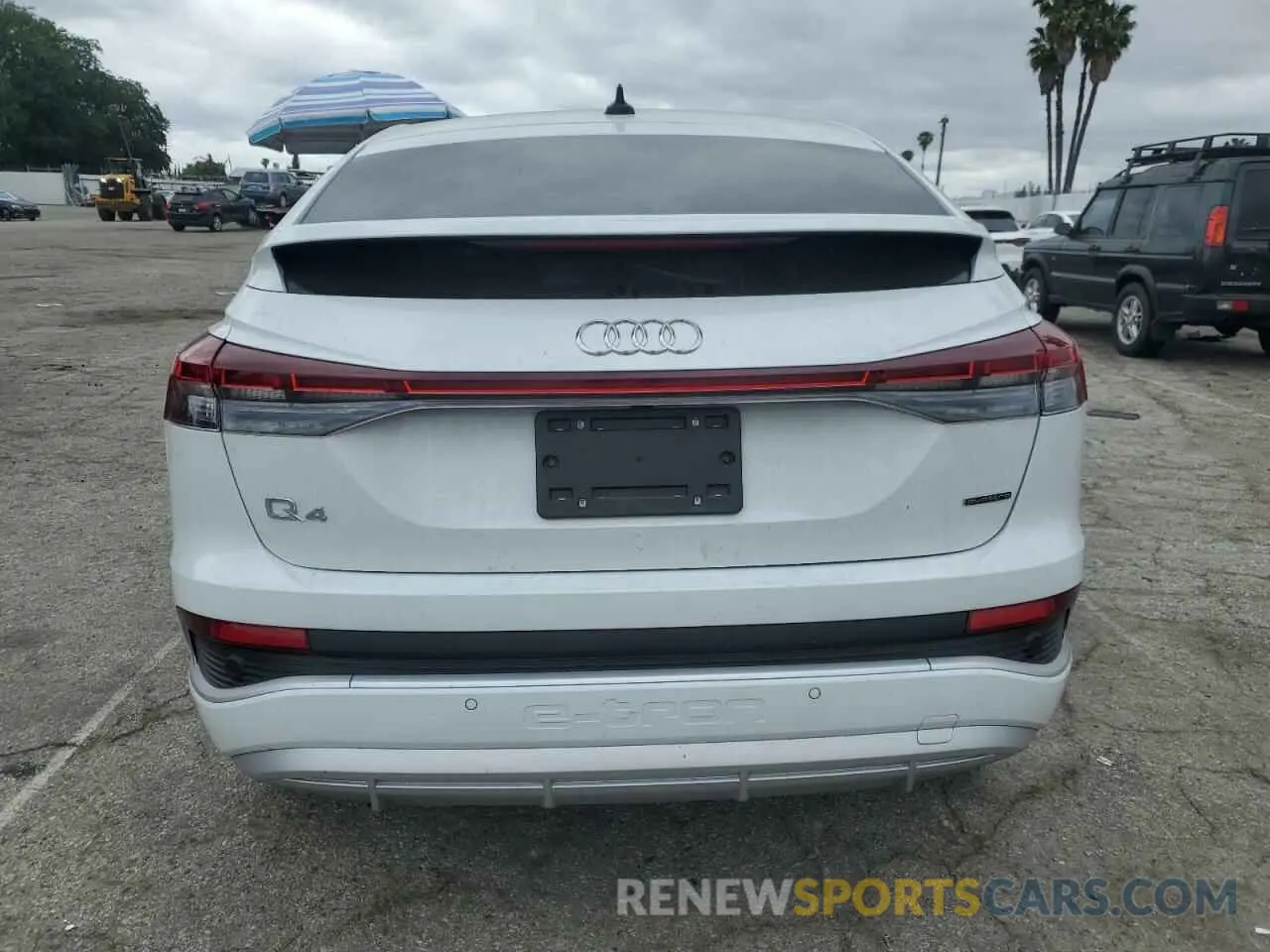 6 fotografías del automóvil dañado WA142BFZXPP076866 AUDI Q4 E-TRON 2023