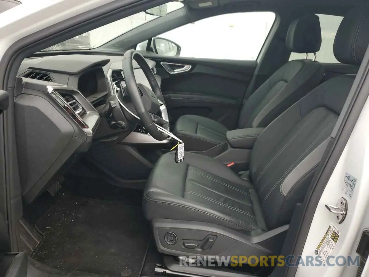 7 fotografías del automóvil dañado WA142BFZXPP076866 AUDI Q4 E-TRON 2023
