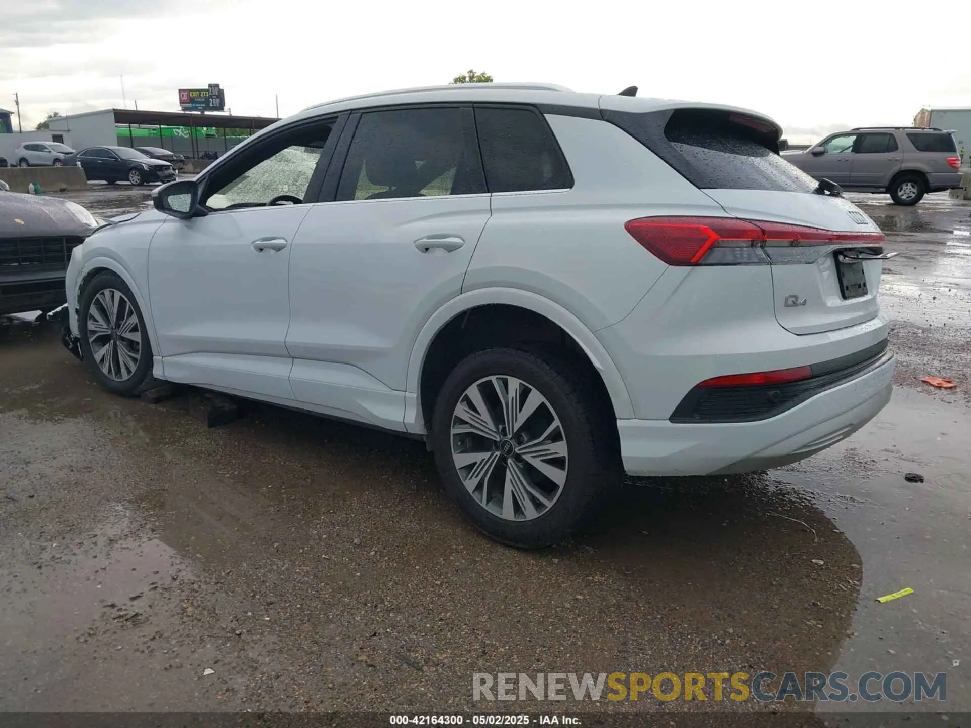 3 fotografías del automóvil dañado WA1ACBFZ2PP058412 AUDI Q4 E-TRON 2023