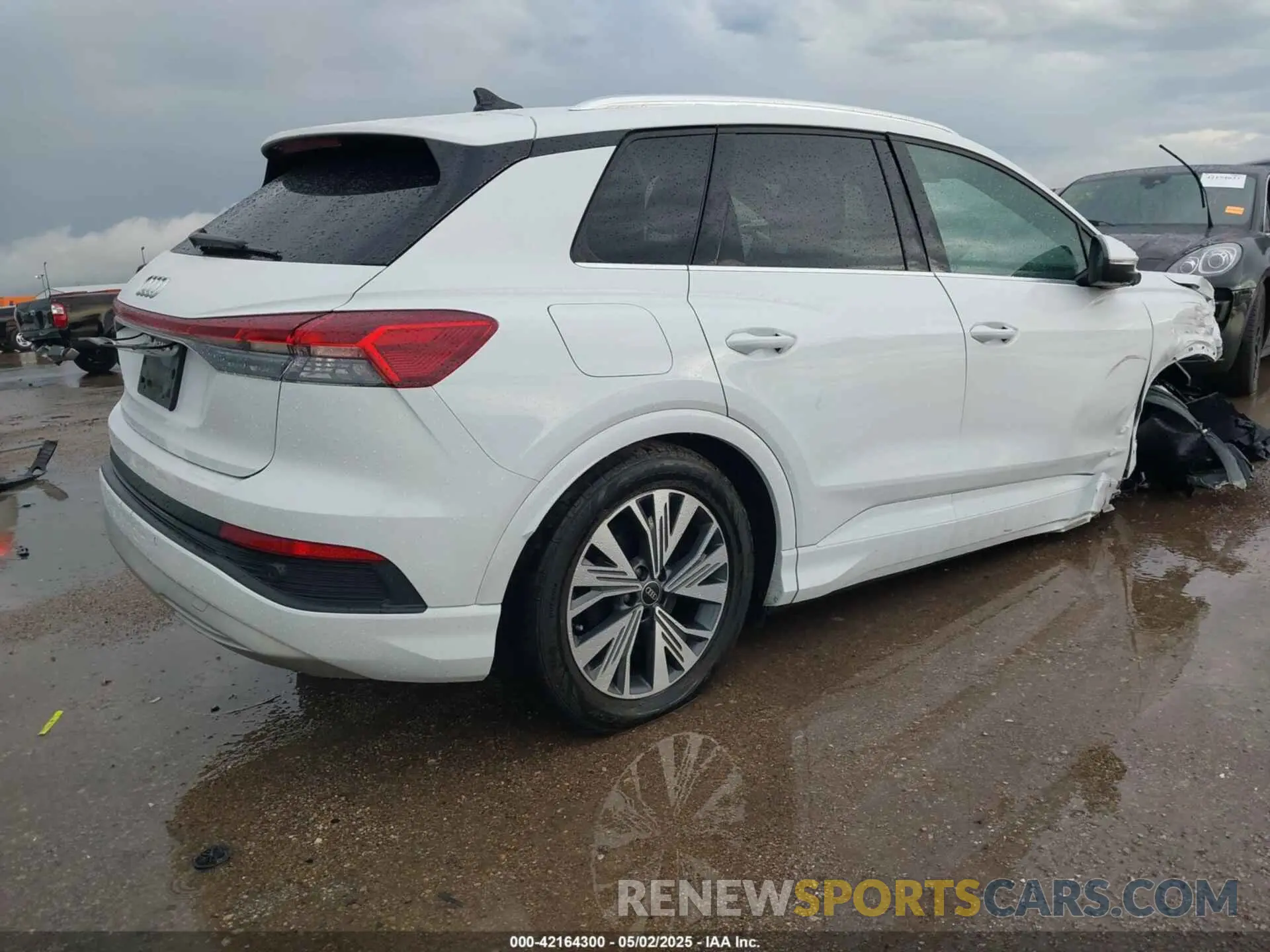 4 fotografías del automóvil dañado WA1ACBFZ2PP058412 AUDI Q4 E-TRON 2023