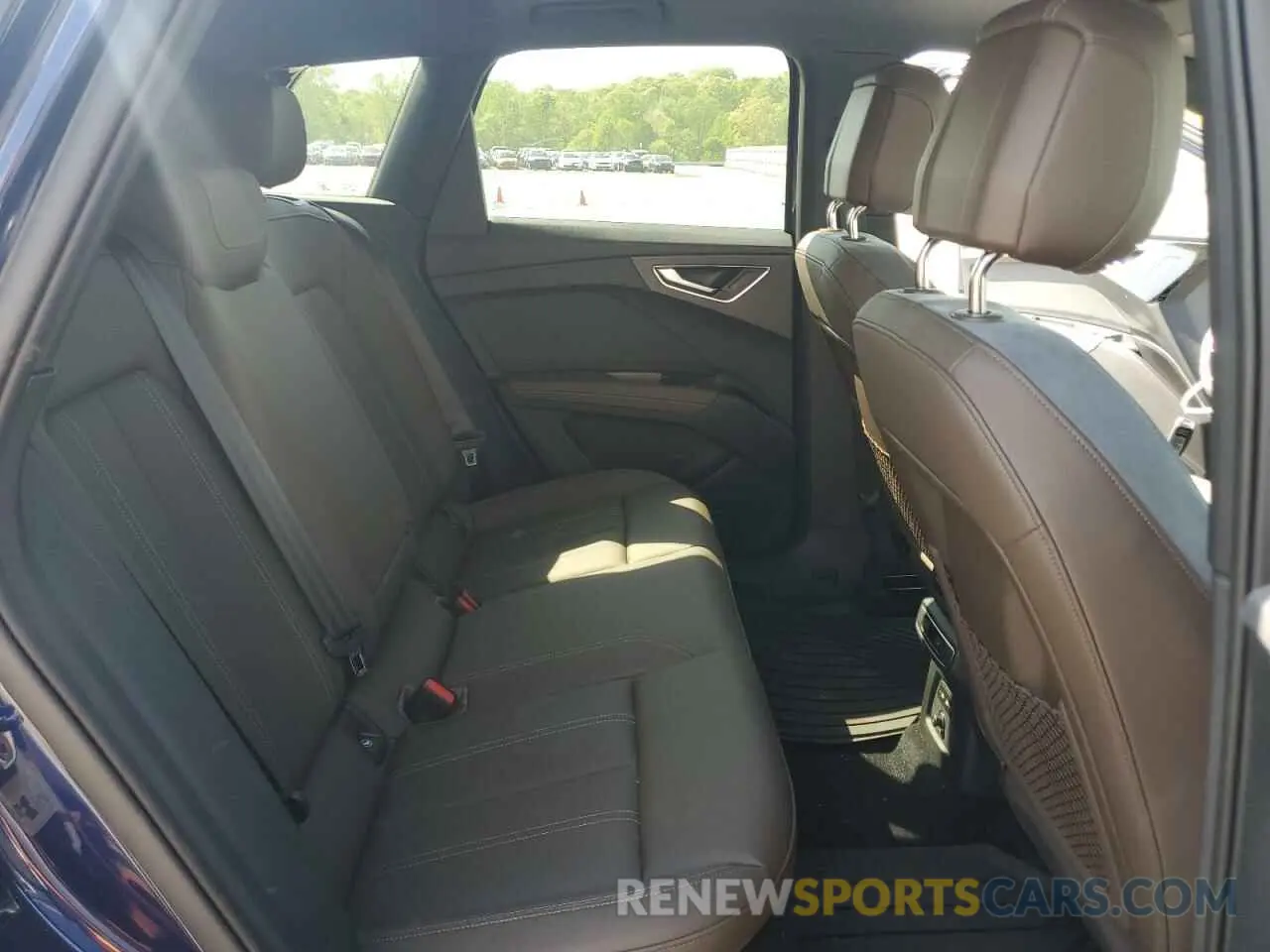 11 fotografías del automóvil dañado WA1ACBFZ5PP032418 AUDI Q4 E-TRON 2023
