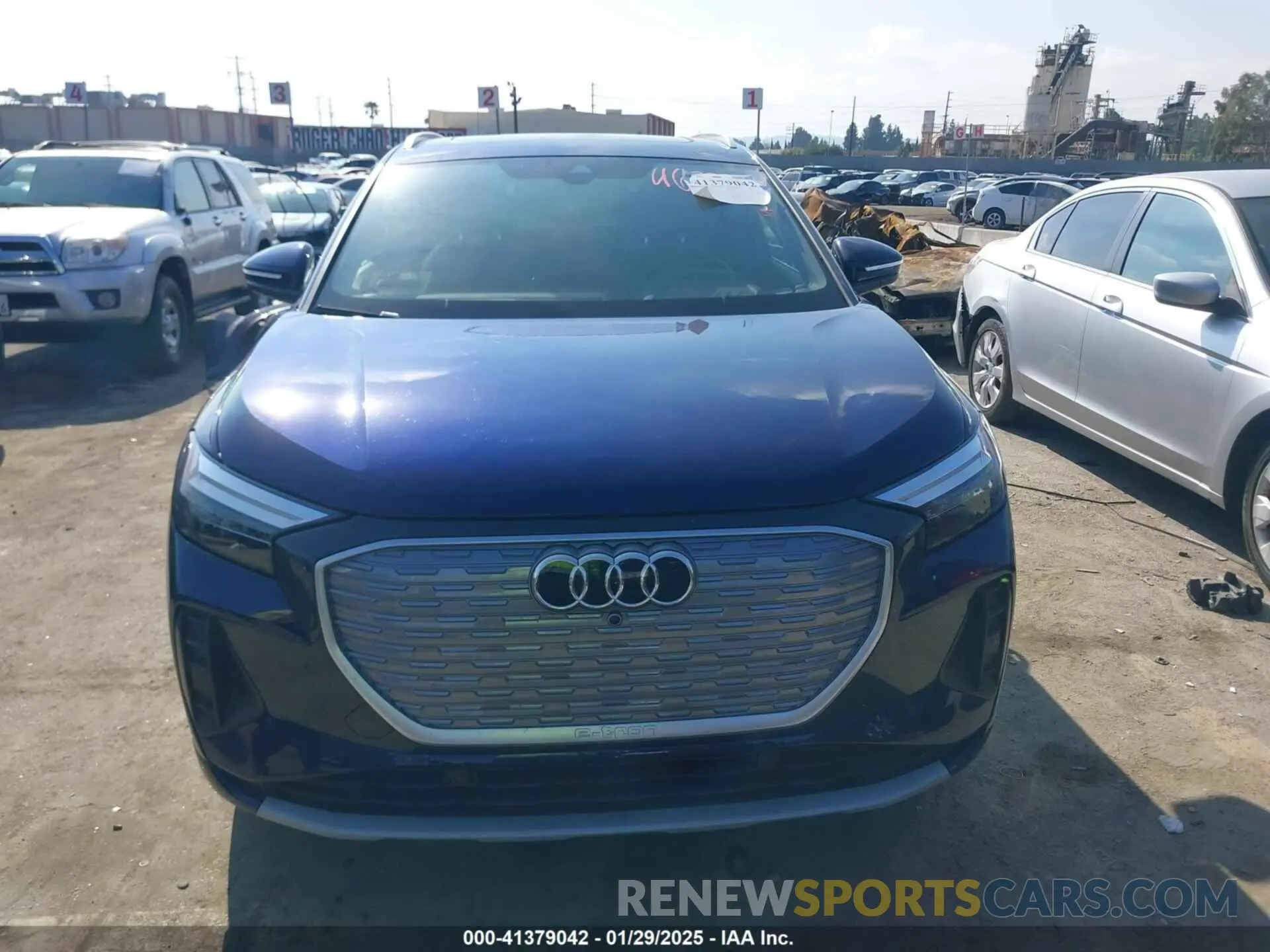 13 fotografías del automóvil dañado WA1BCBFZ1PP028452 AUDI Q4 E-TRON 2023