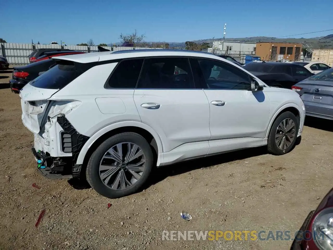 3 fotografías del automóvil dañado WA1BCBFZ5PP019317 AUDI Q4 E-TRON 2023