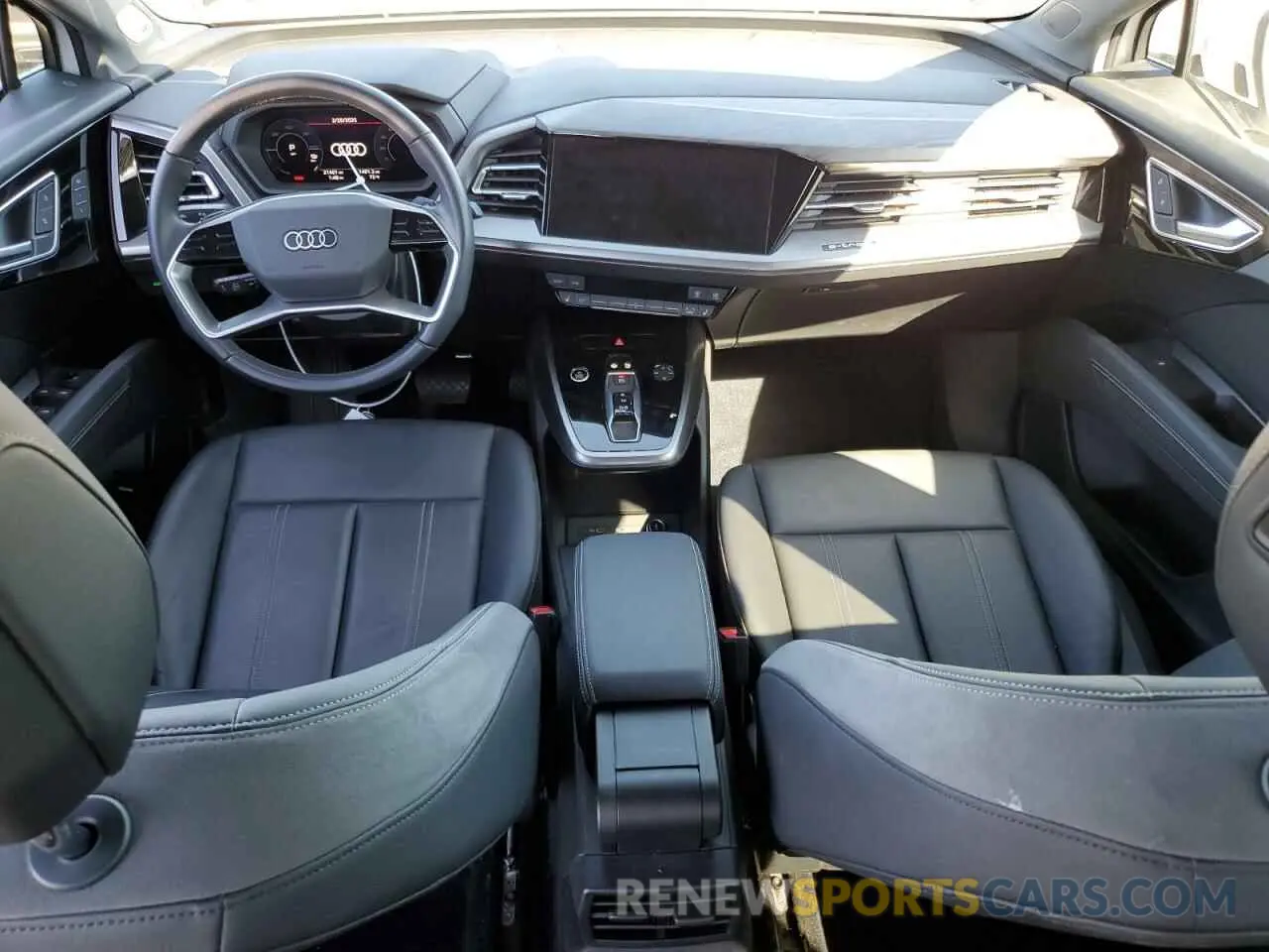 8 fotografías del automóvil dañado WA1BCBFZ5PP019317 AUDI Q4 E-TRON 2023