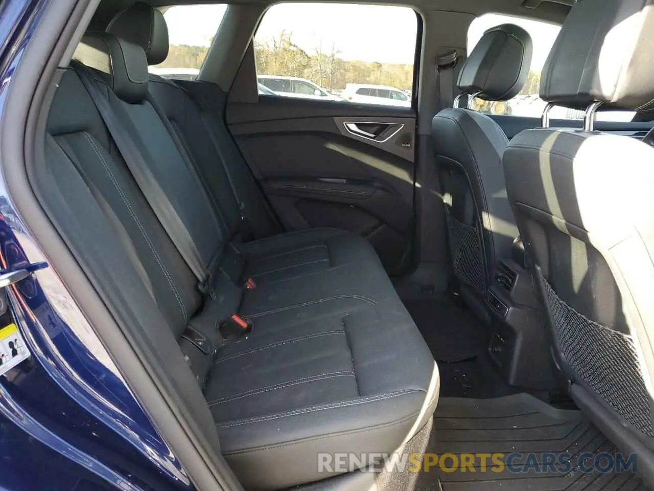 11 fotografías del automóvil dañado WA1BCBFZ7PP018234 AUDI Q4 E-TRON 2023