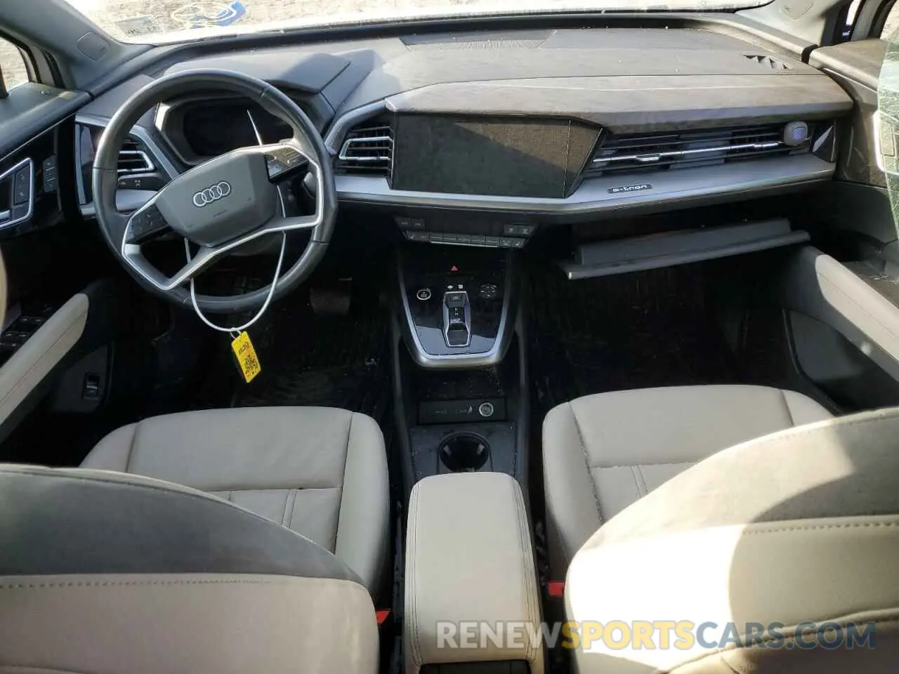 8 fotografías del automóvil dañado WA1BCBFZ7PP063996 AUDI Q4 E-TRON 2023