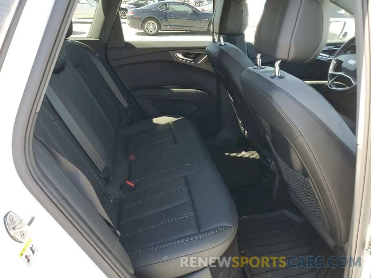 11 fotografías del automóvil dañado WA1BCBFZ9PP019711 AUDI Q4 E-TRON 2023