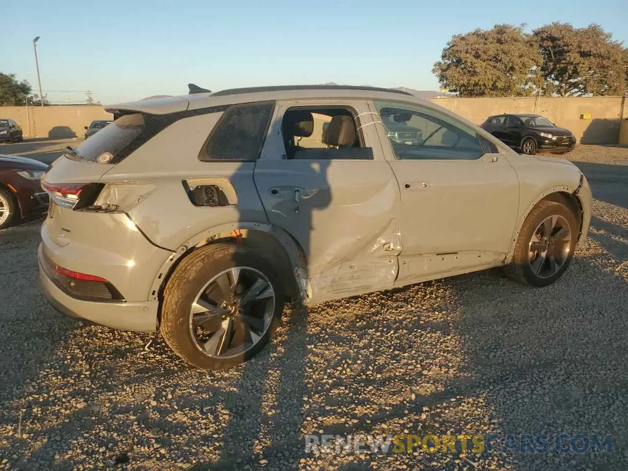 3 fotografías del automóvil dañado WA1L2BFZ0PP041104 AUDI Q4 E-TRON 2023