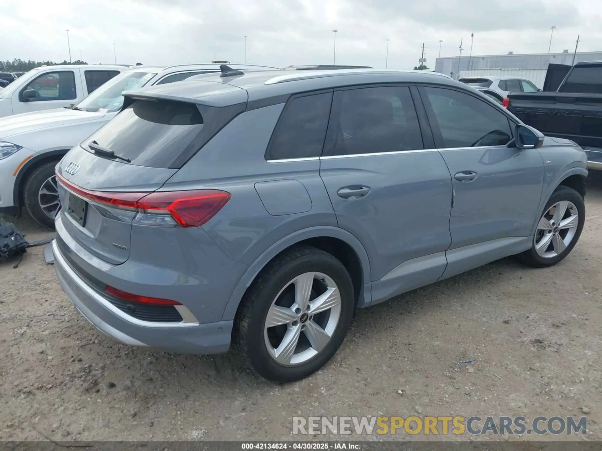 4 fotografías del automóvil dañado WA1L2BFZ7PP000646 AUDI Q4 E-TRON 2023