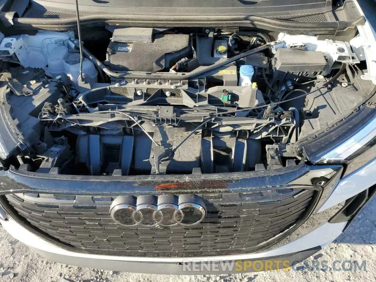 12 fotografías del automóvil dañado WA1L2BFZ7PP004096 AUDI Q4 E-TRON 2023