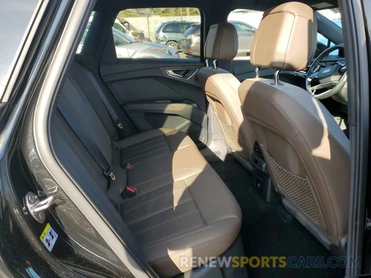 11 fotografías del automóvil dañado WA1L2BFZ8PP026642 AUDI Q4 E-TRON 2023