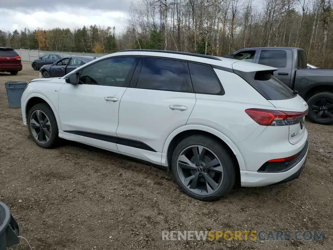2 fotografías del automóvil dañado WA1M2AFZ4PP025230 AUDI Q4 E-TRON 2023