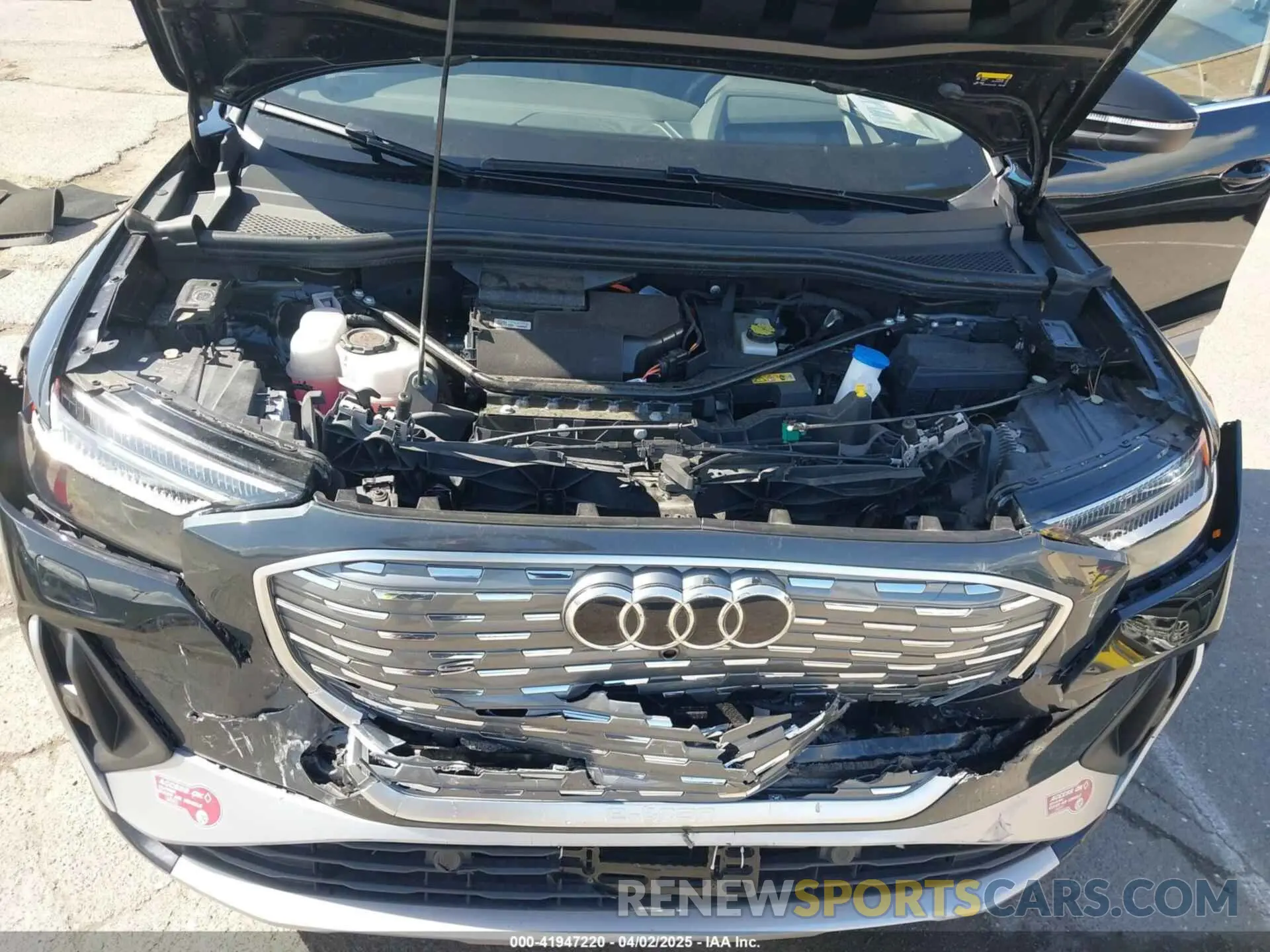 10 fotografías del automóvil dañado WA1M2BFZ0PP072728 AUDI Q4 E-TRON 2023