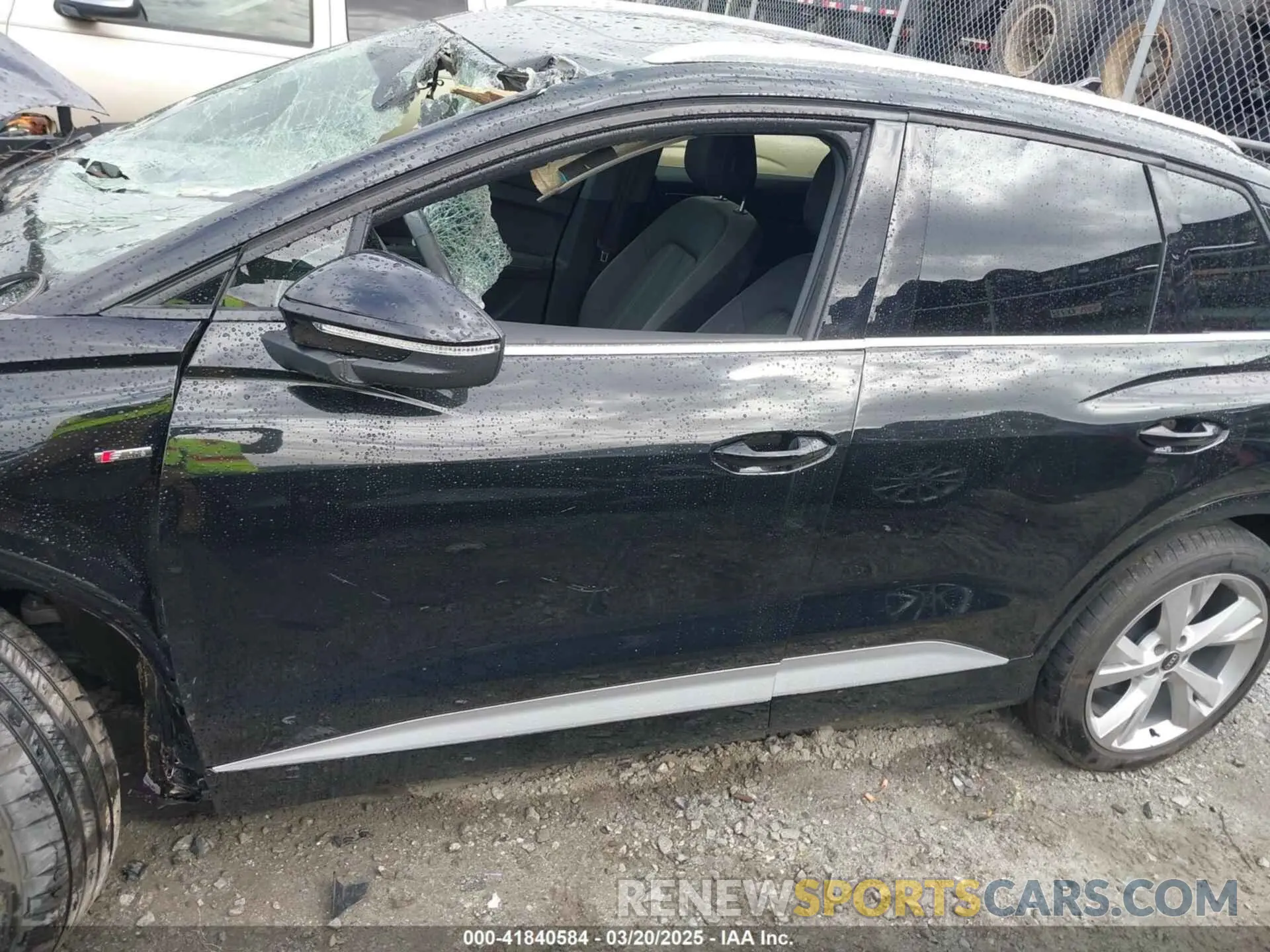 13 fotografías del automóvil dañado WA1M2BFZ7PP049284 AUDI Q4 E-TRON 2023