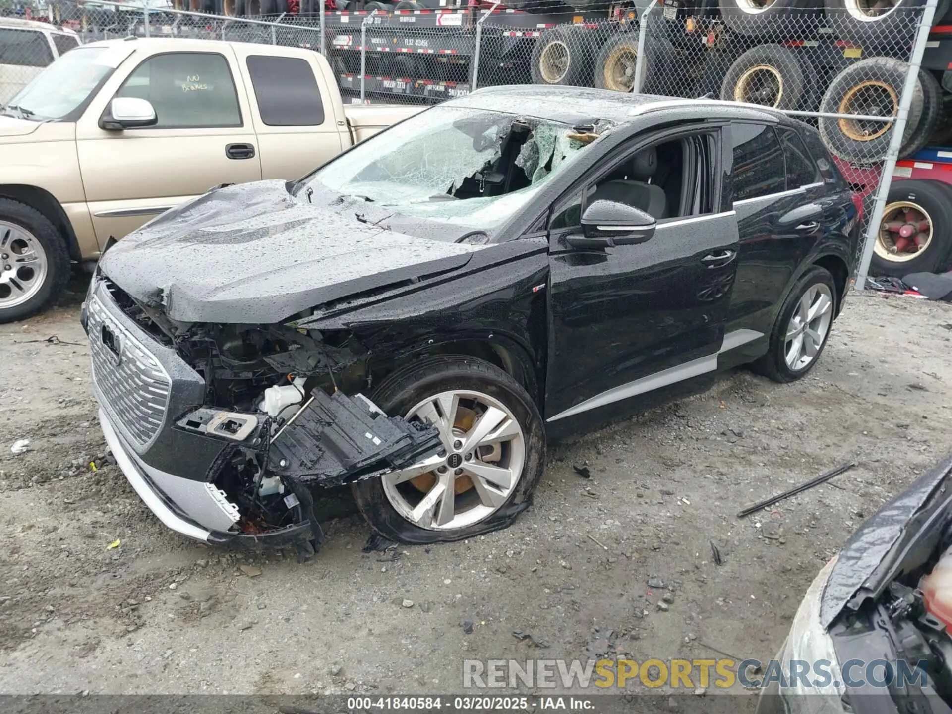 2 fotografías del automóvil dañado WA1M2BFZ7PP049284 AUDI Q4 E-TRON 2023