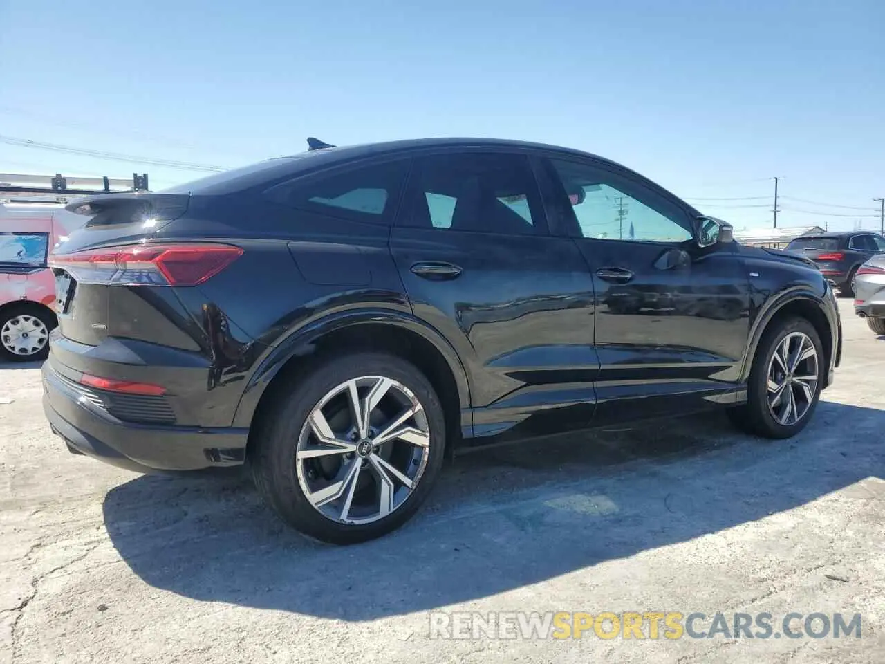 3 fotografías del automóvil dañado WA122BFZ5RP019971 AUDI Q4 E-TRON 2024
