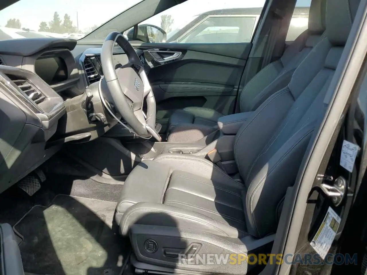 7 fotografías del automóvil dañado WA122BFZ5RP019971 AUDI Q4 E-TRON 2024