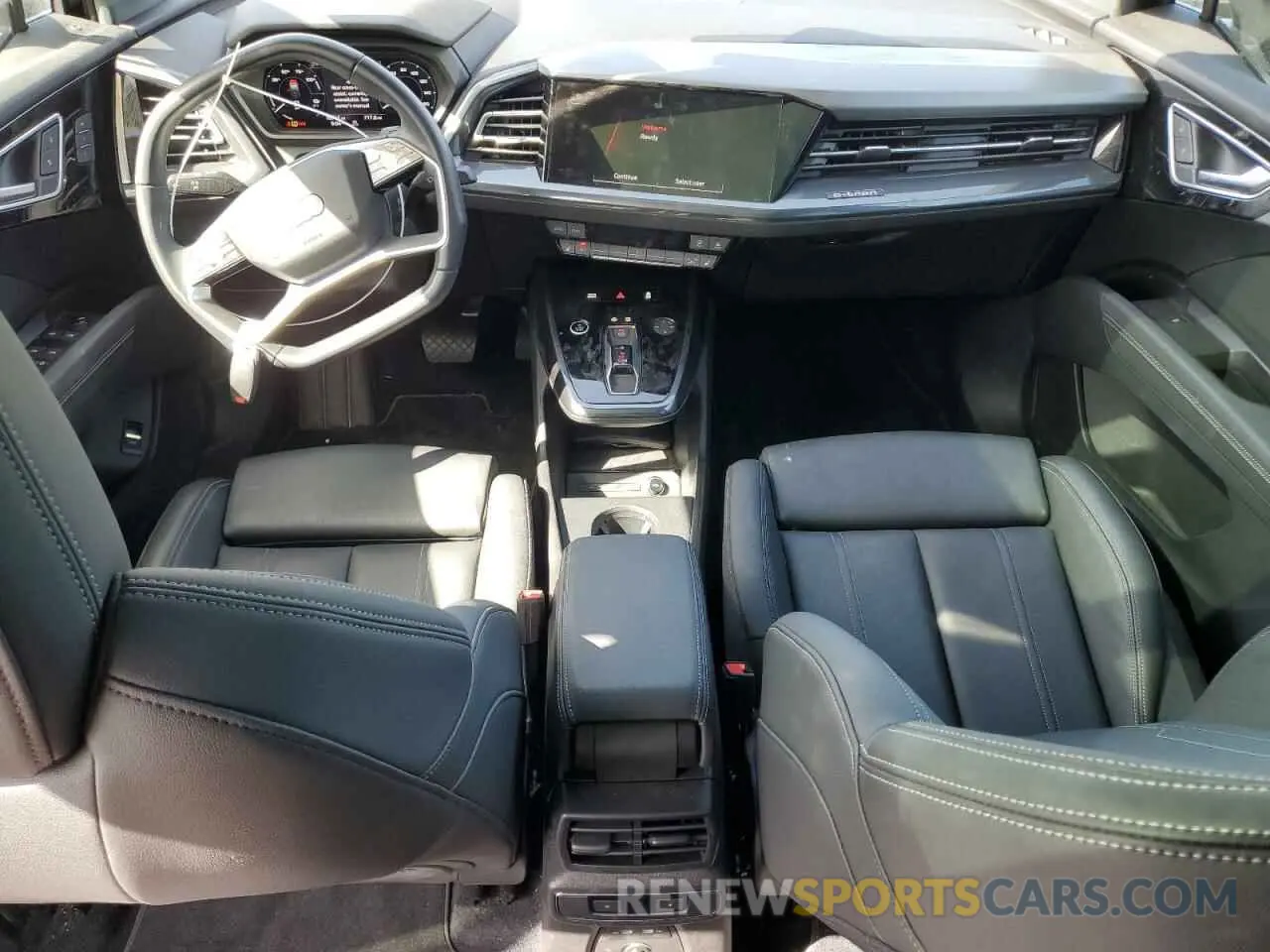 8 fotografías del automóvil dañado WA122BFZ5RP019971 AUDI Q4 E-TRON 2024