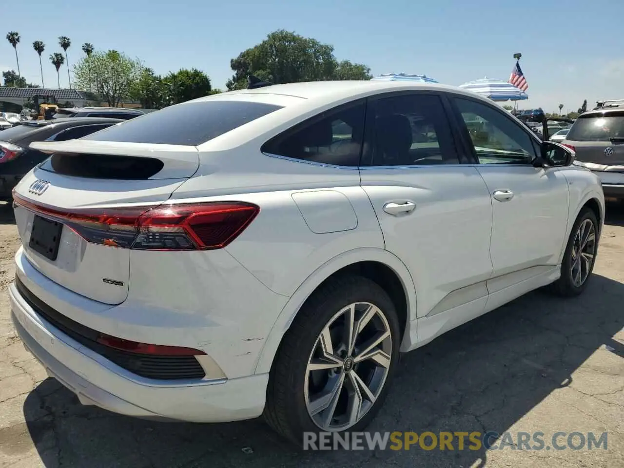 3 fotografías del automóvil dañado WA12UBFZ4RP046850 AUDI Q4 E-TRON 2024