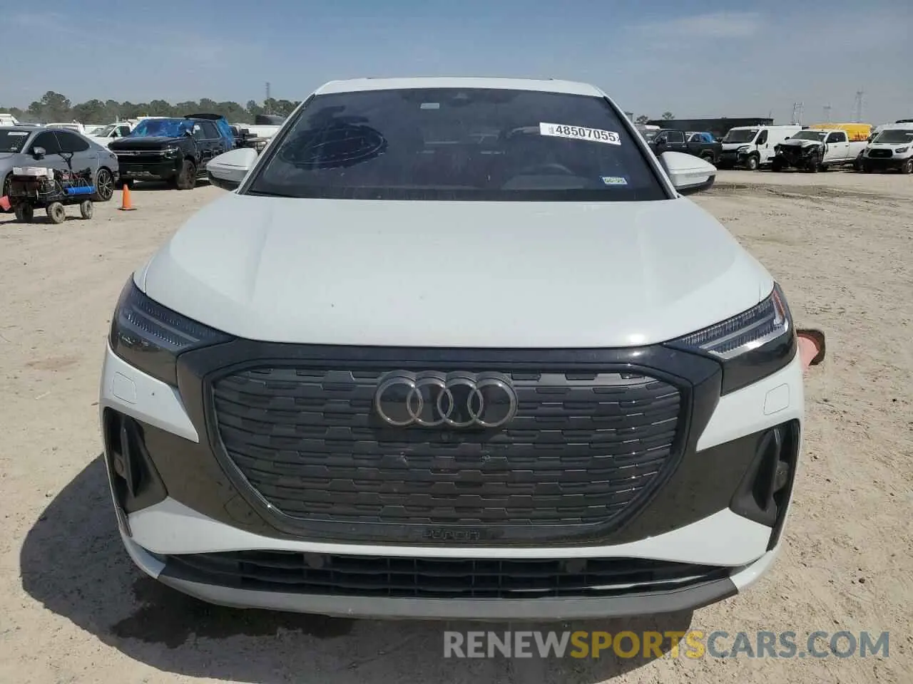 5 fotografías del automóvil dañado WA14UBFZ3RP075524 AUDI Q4 E-TRON 2024