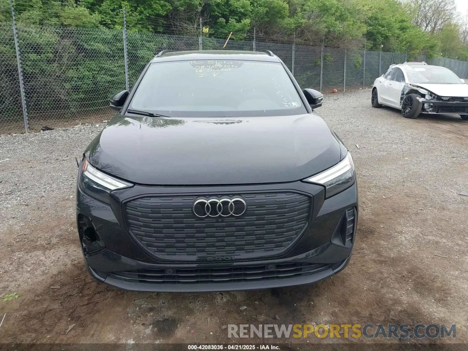 12 fotografías del automóvil dañado WA1B5BFZ5SP012760 AUDI Q4 E-TRON 2025