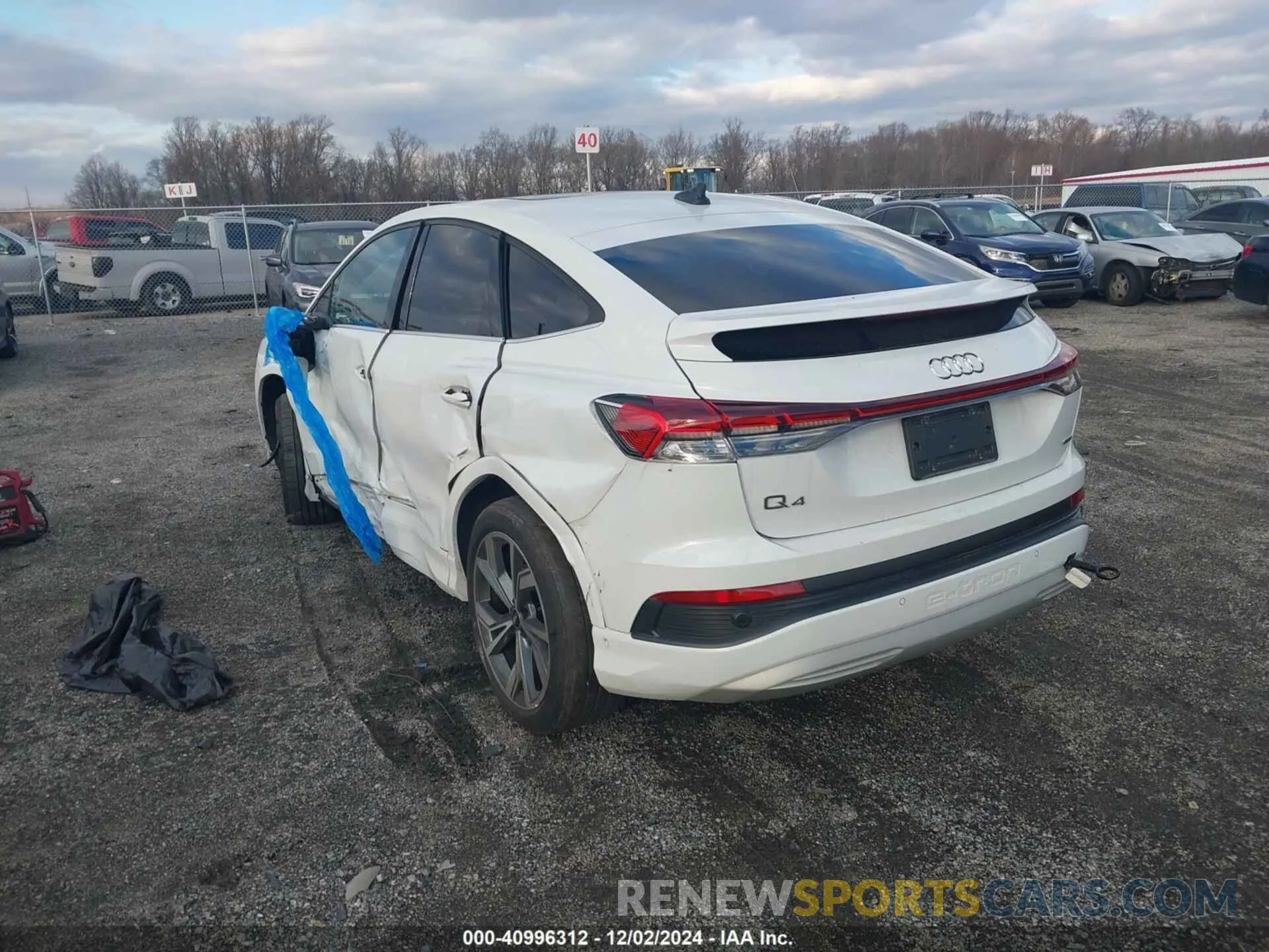 3 fotografías del automóvil dañado WA1W2BFZ0NP053800 AUDI Q4 SPORTBACK E-TRON 2022
