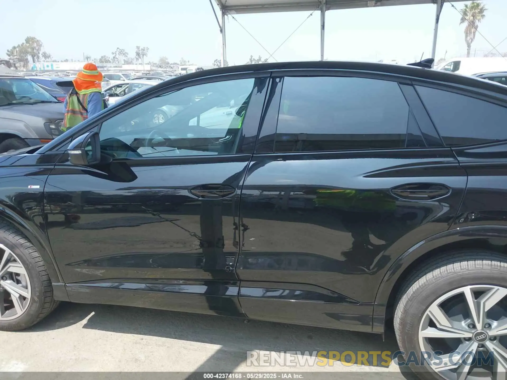 15 fotografías del automóvil dañado WA122BFZ2RP023525 AUDI Q4 SPORTBACK E-TRON 2024
