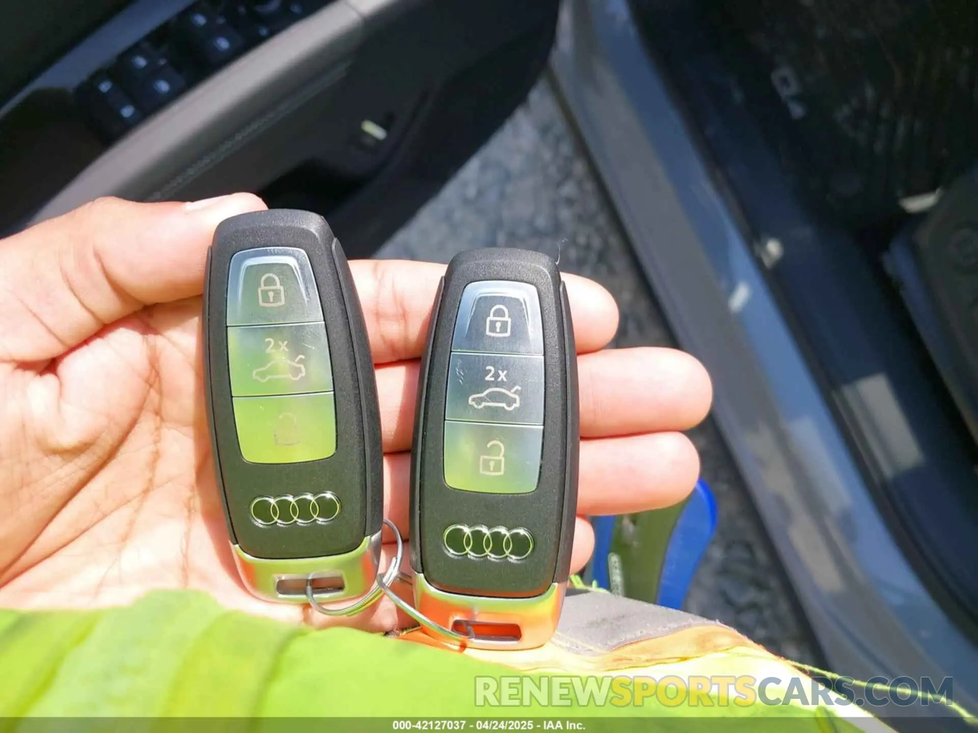 11 fotografías del automóvil dañado WA13UBFZ1RP055624 AUDI Q4 SPORTBACK E-TRON 2024