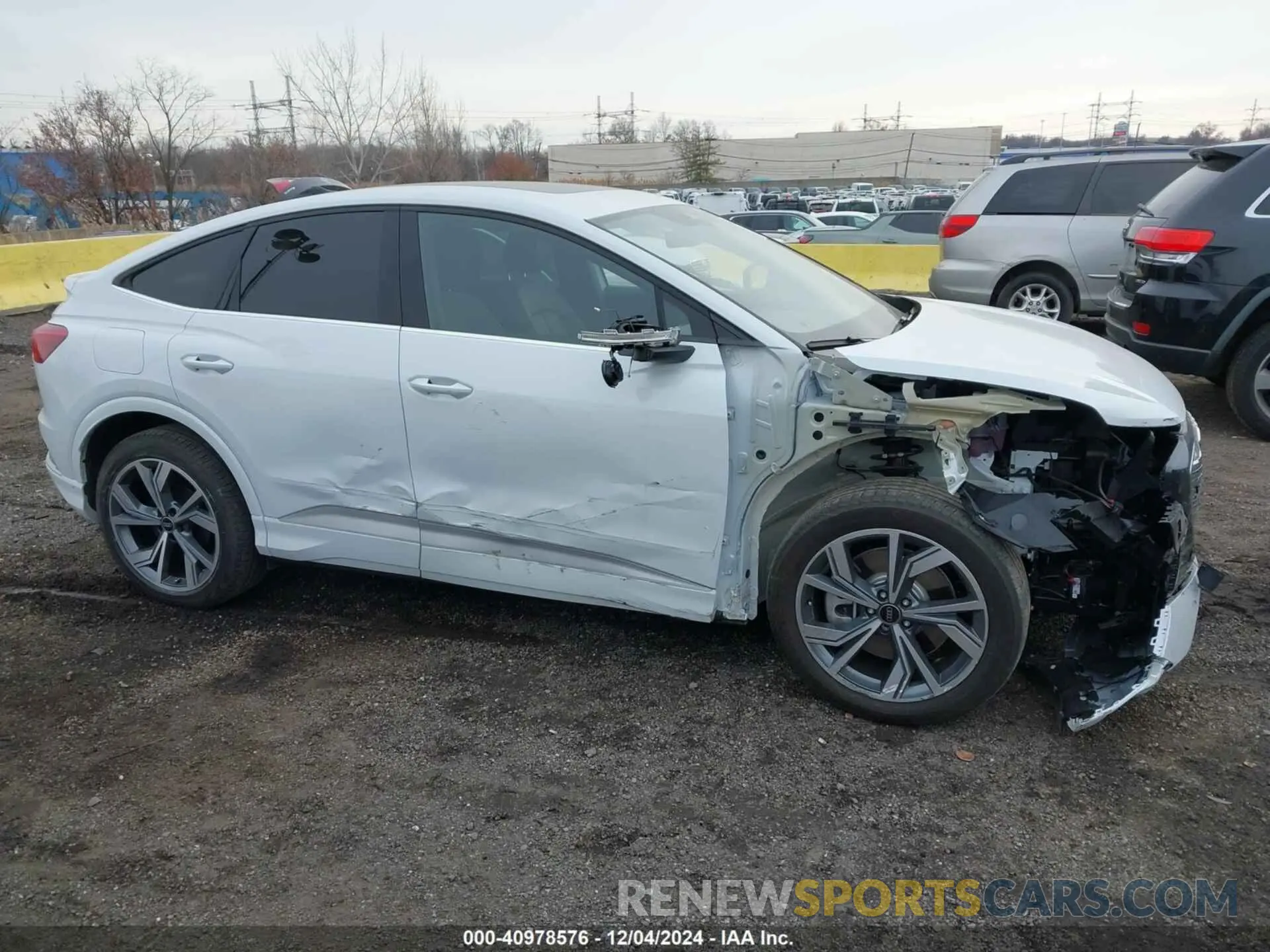 13 fotografías del automóvil dañado WA13UBFZ3RP084588 AUDI Q4 SPORTBACK E-TRON 2024
