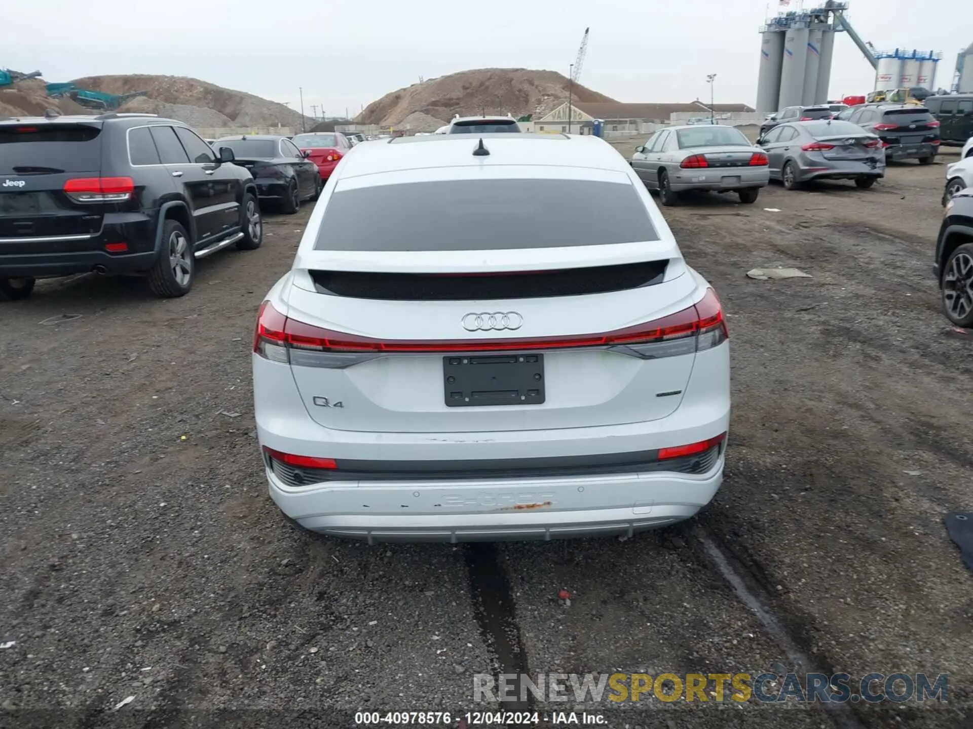 16 fotografías del automóvil dañado WA13UBFZ3RP084588 AUDI Q4 SPORTBACK E-TRON 2024