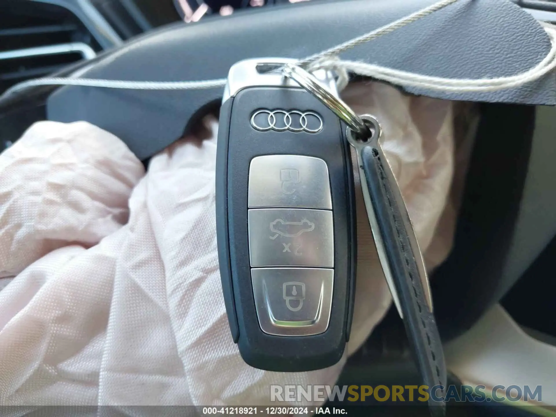 11 fotografías del automóvil dañado WA14UBFZ6RP074092 AUDI Q4 SPORTBACK E-TRON 2024