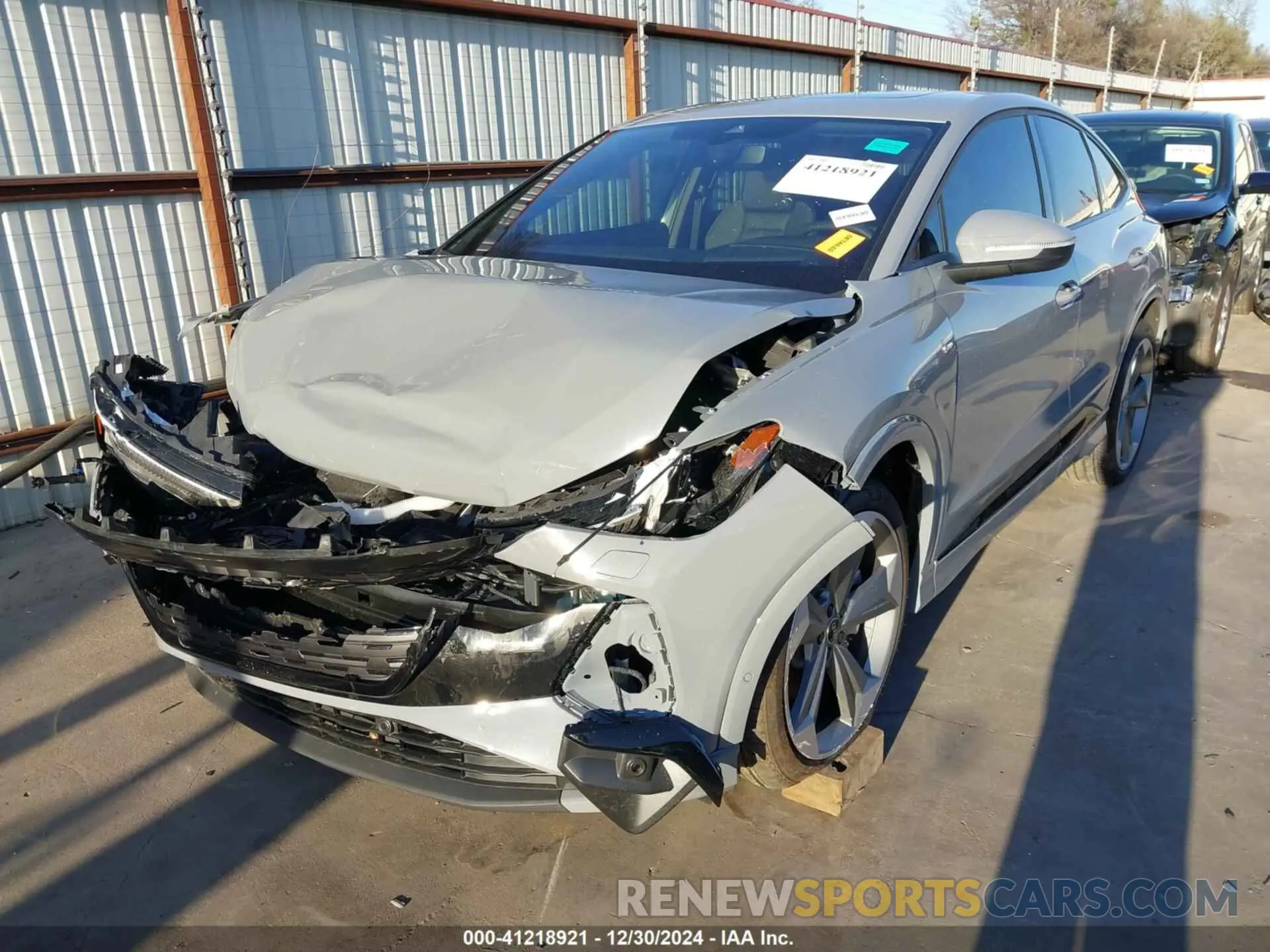 2 fotografías del automóvil dañado WA14UBFZ6RP074092 AUDI Q4 SPORTBACK E-TRON 2024