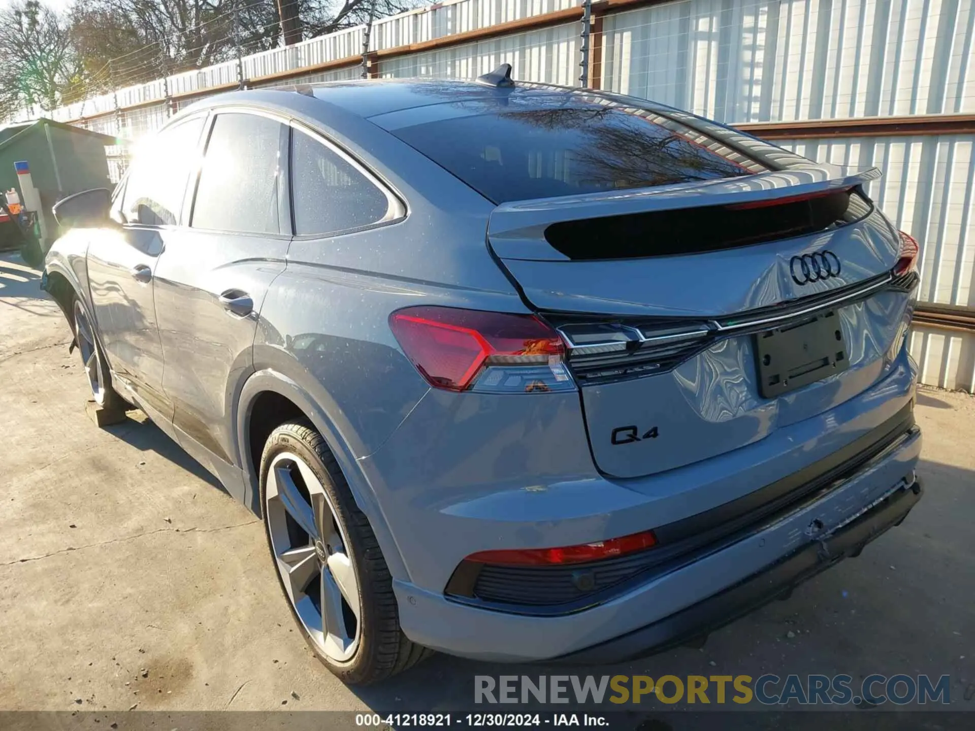 3 fotografías del automóvil dañado WA14UBFZ6RP074092 AUDI Q4 SPORTBACK E-TRON 2024
