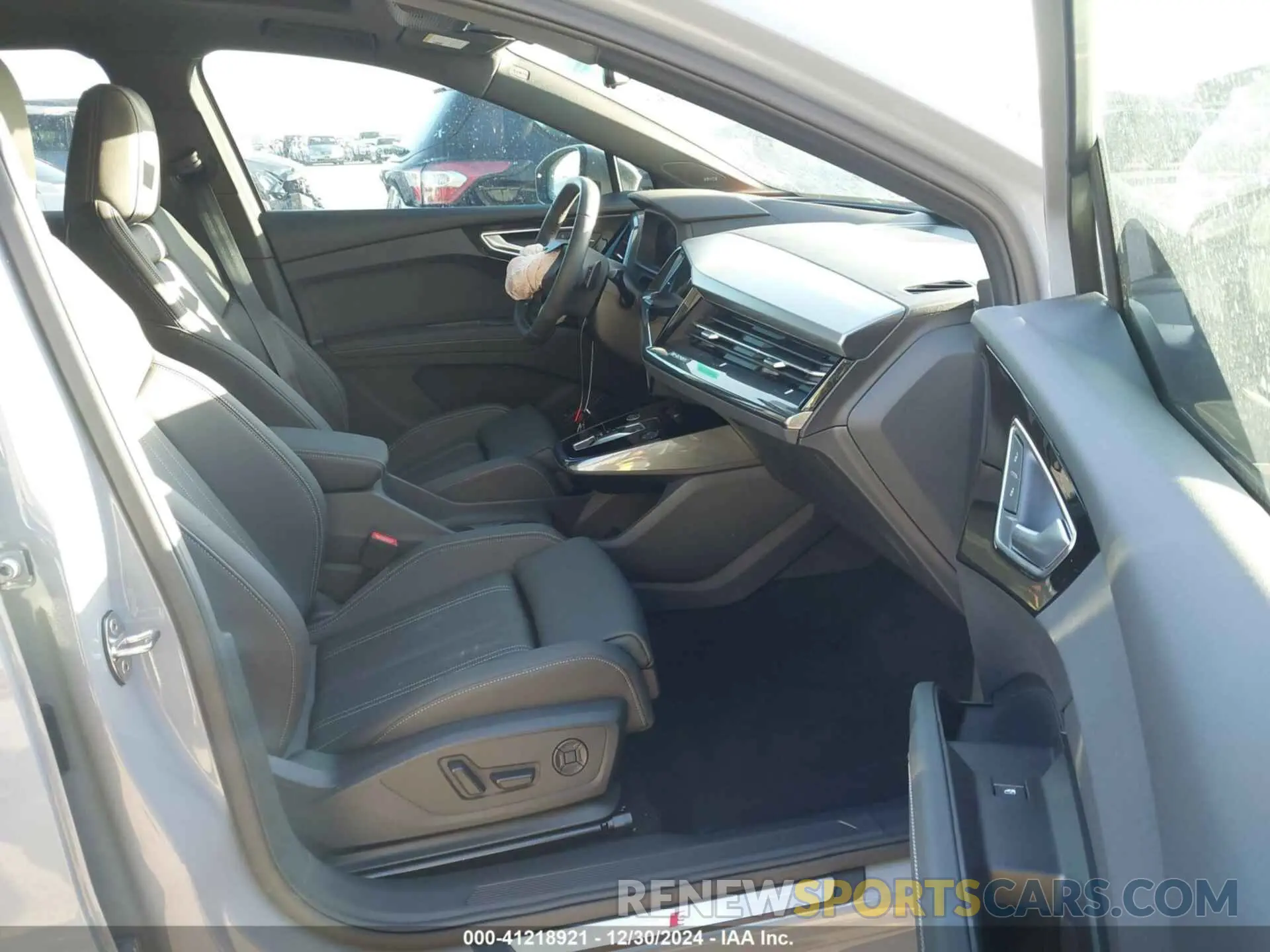 5 fotografías del automóvil dañado WA14UBFZ6RP074092 AUDI Q4 SPORTBACK E-TRON 2024