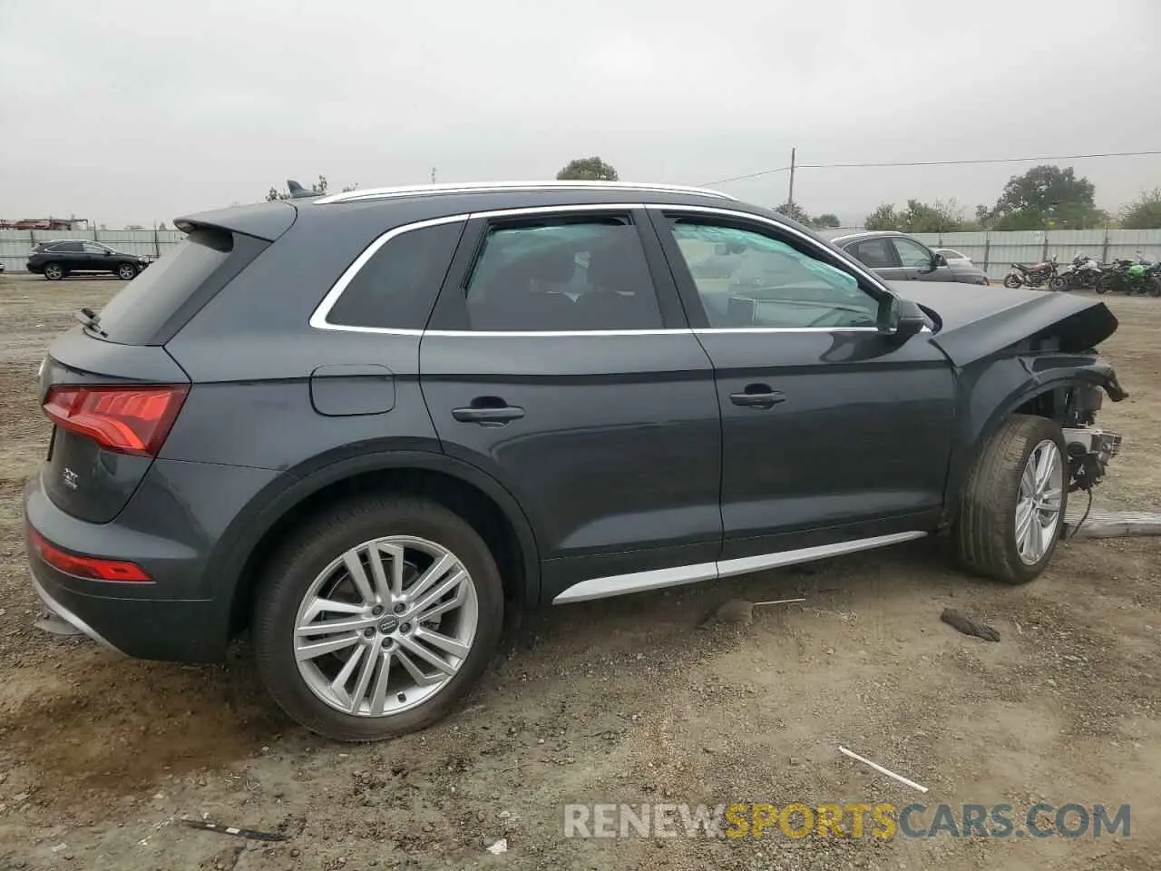 3 fotografías del automóvil dañado WA1BNAFY4J2138783 AUDI Q5 2018
