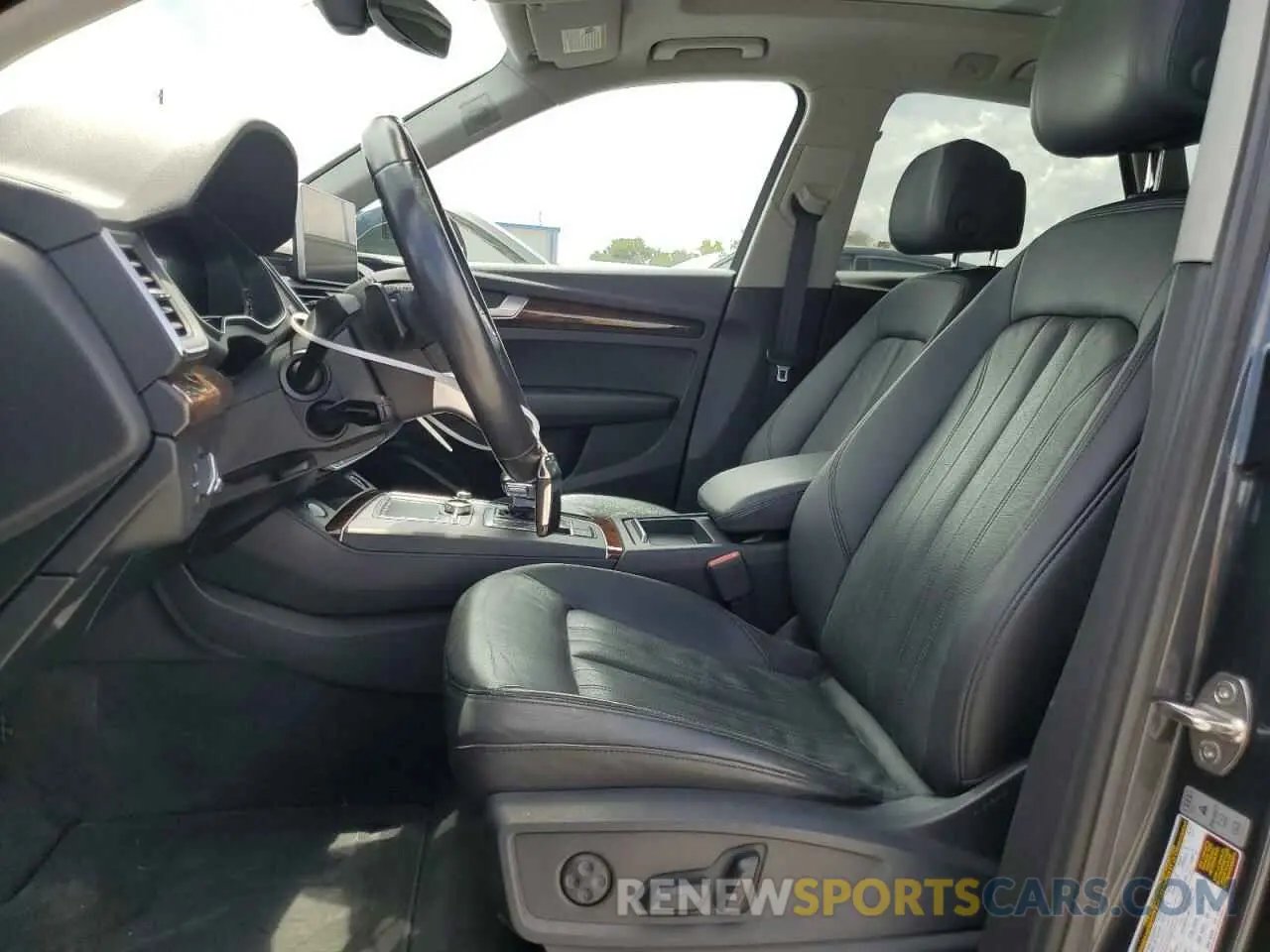 7 fotografías del automóvil dañado WA1BNAFY5J2007328 AUDI Q5 2018