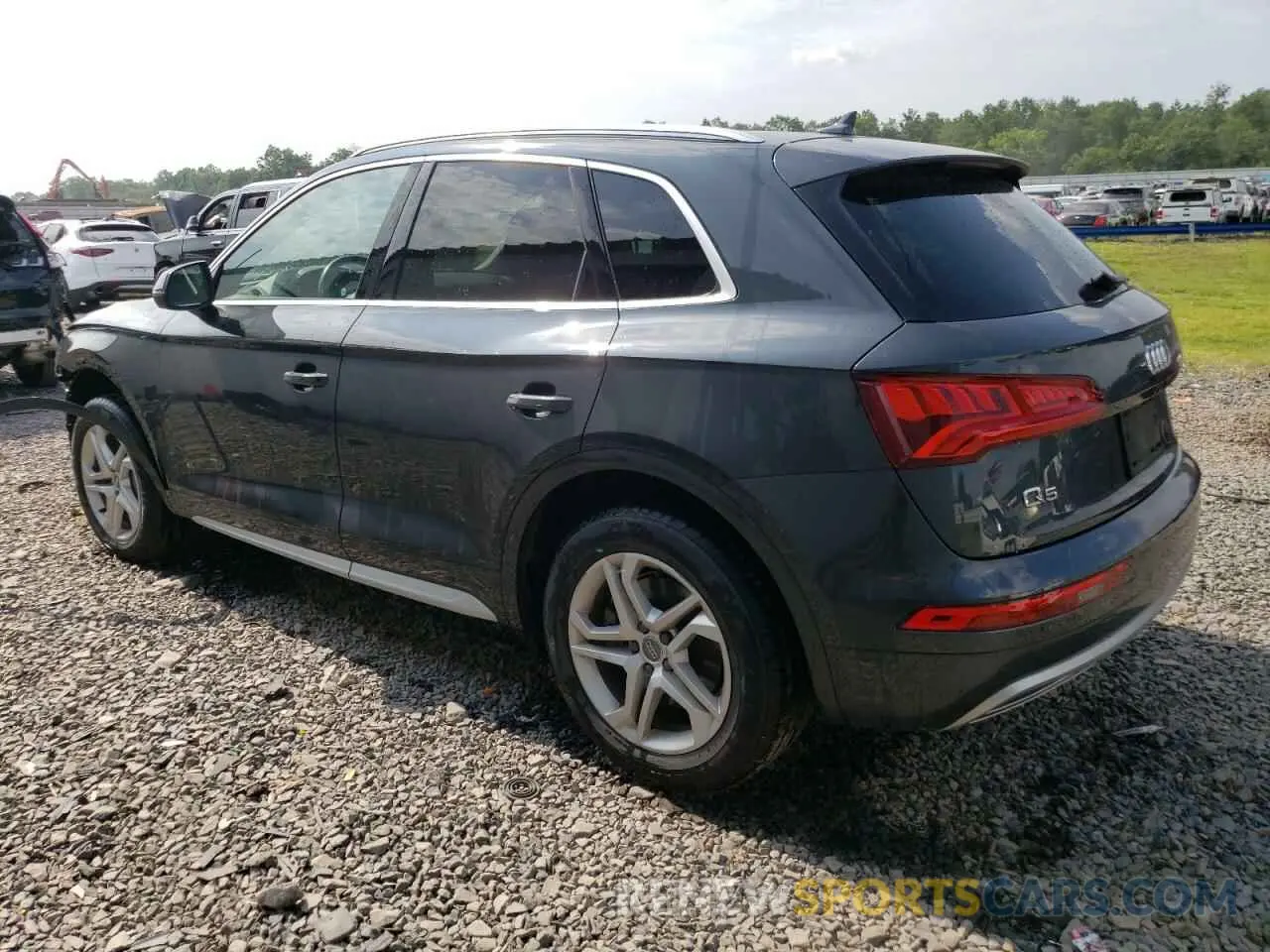 2 fotografías del automóvil dañado WA1BNAFY7J2215050 AUDI Q5 2018