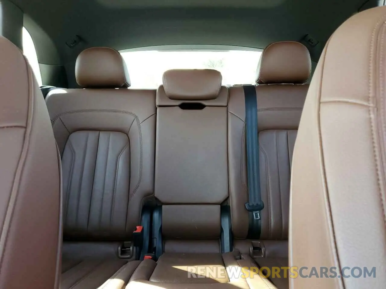 10 fotografías del automóvil dañado WA1ANAFY2K2088317 AUDI Q5 2019