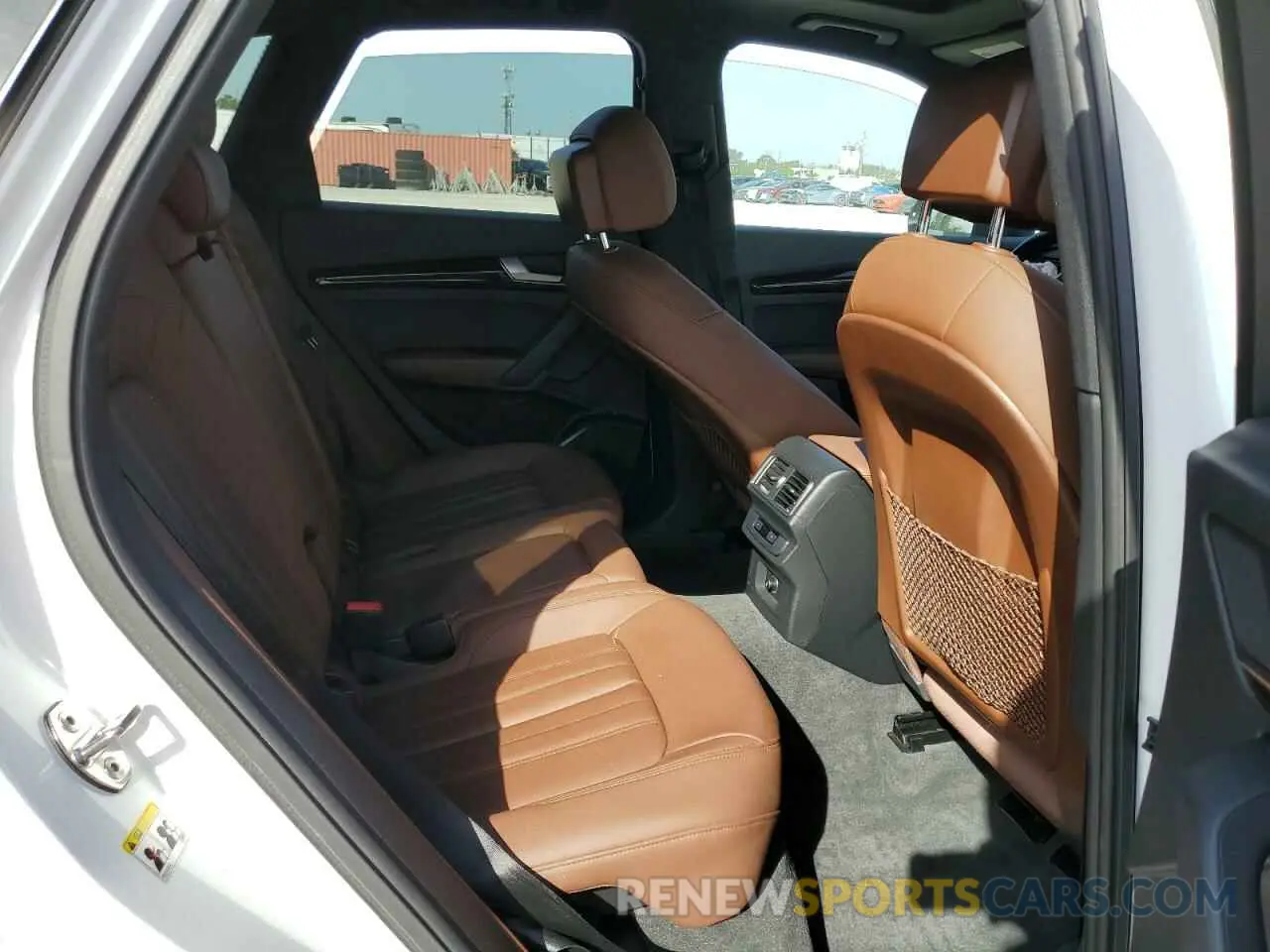11 fotografías del automóvil dañado WA1ANAFY2K2088317 AUDI Q5 2019