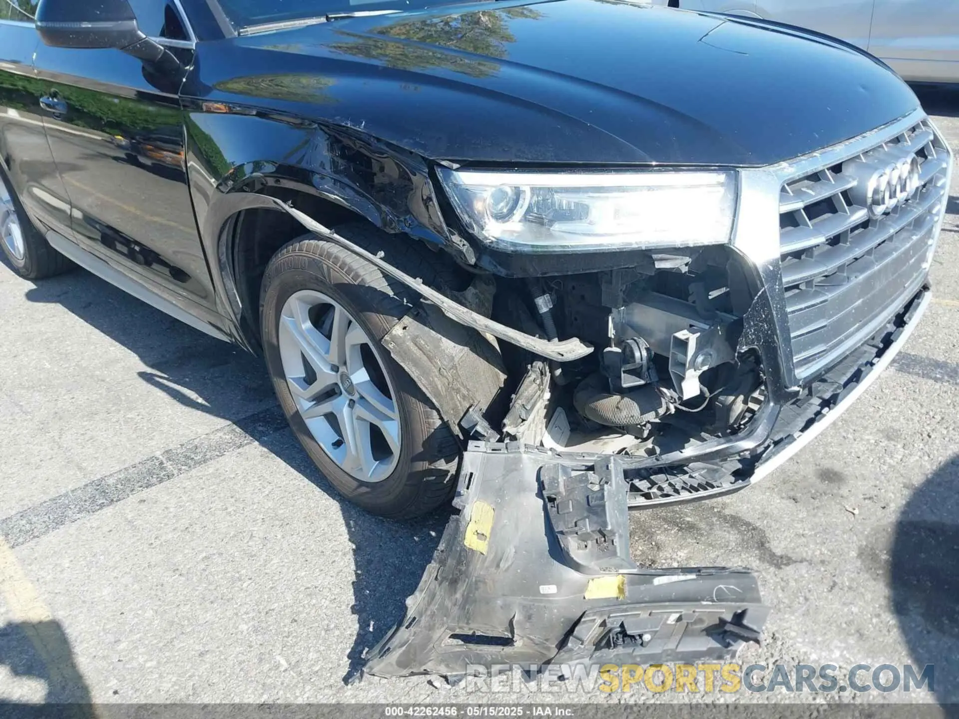 6 fotografías del automóvil dañado WA1ANAFY2K2122904 AUDI Q5 2019