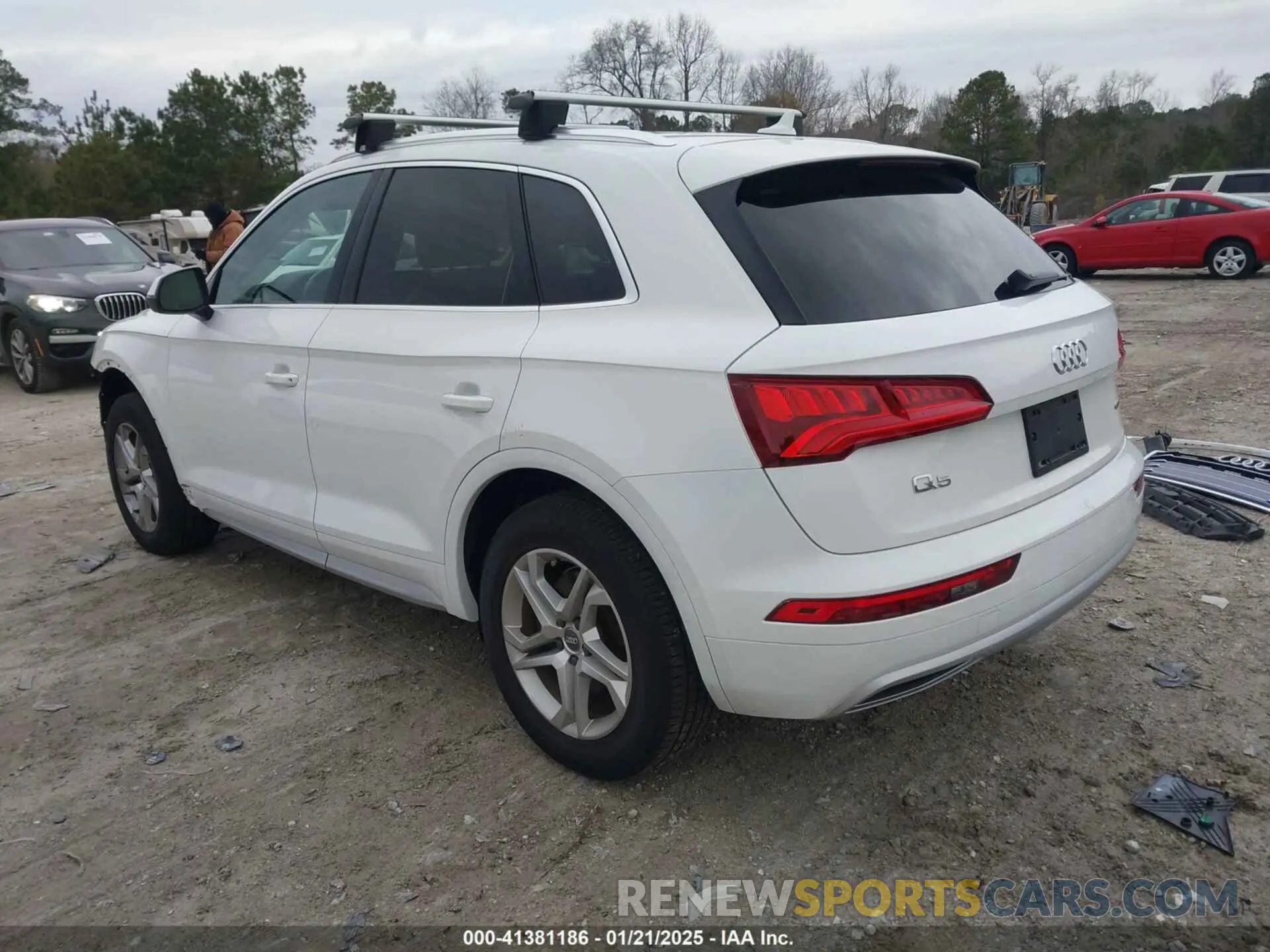3 fotografías del automóvil dañado WA1ANAFY3K2142854 AUDI Q5 2019