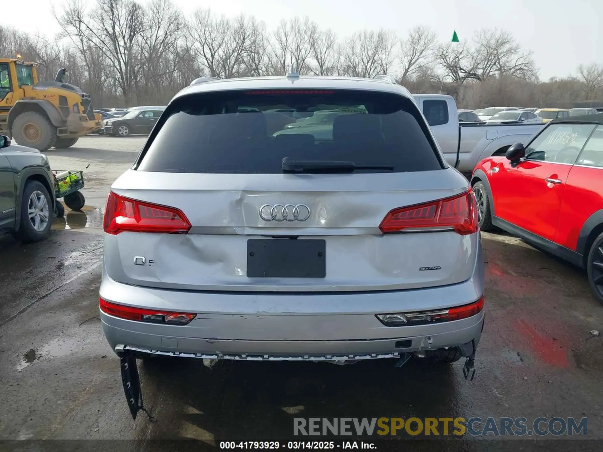 16 fotografías del automóvil dañado WA1ANAFY4K2076069 AUDI Q5 2019