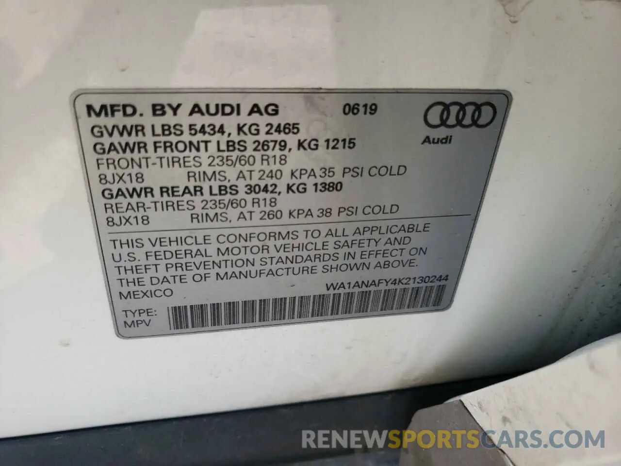 10 fotografías del automóvil dañado WA1ANAFY4K2130244 AUDI Q5 2019