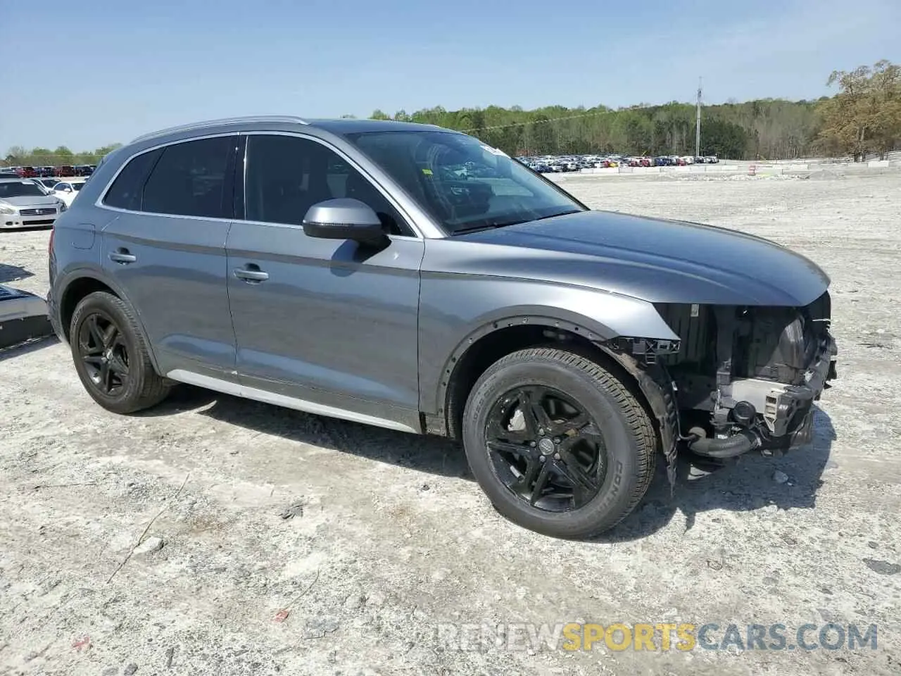 4 fotografías del automóvil dañado WA1ANAFY5K2127790 AUDI Q5 2019