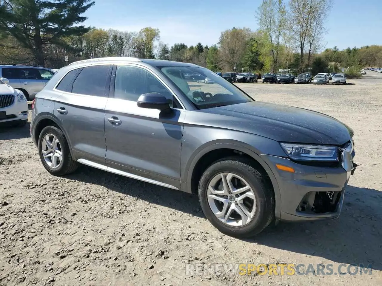 4 fotografías del automóvil dañado WA1ANAFY5K2129359 AUDI Q5 2019