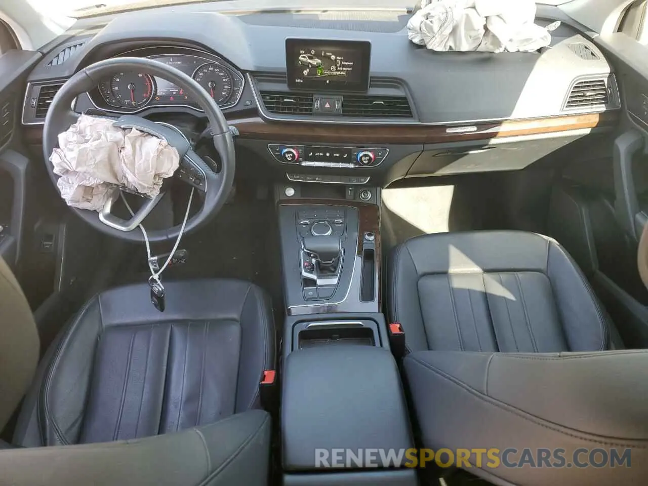 8 fotografías del automóvil dañado WA1ANAFY5K2129359 AUDI Q5 2019