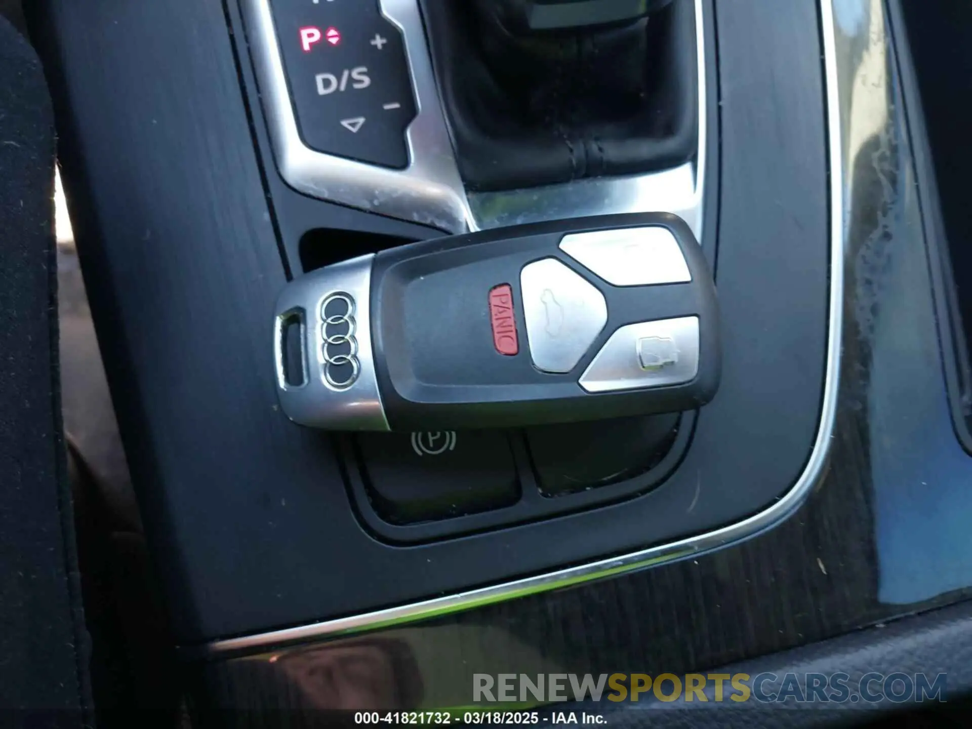 11 fotografías del automóvil dañado WA1ANAFY5K2133539 AUDI Q5 2019