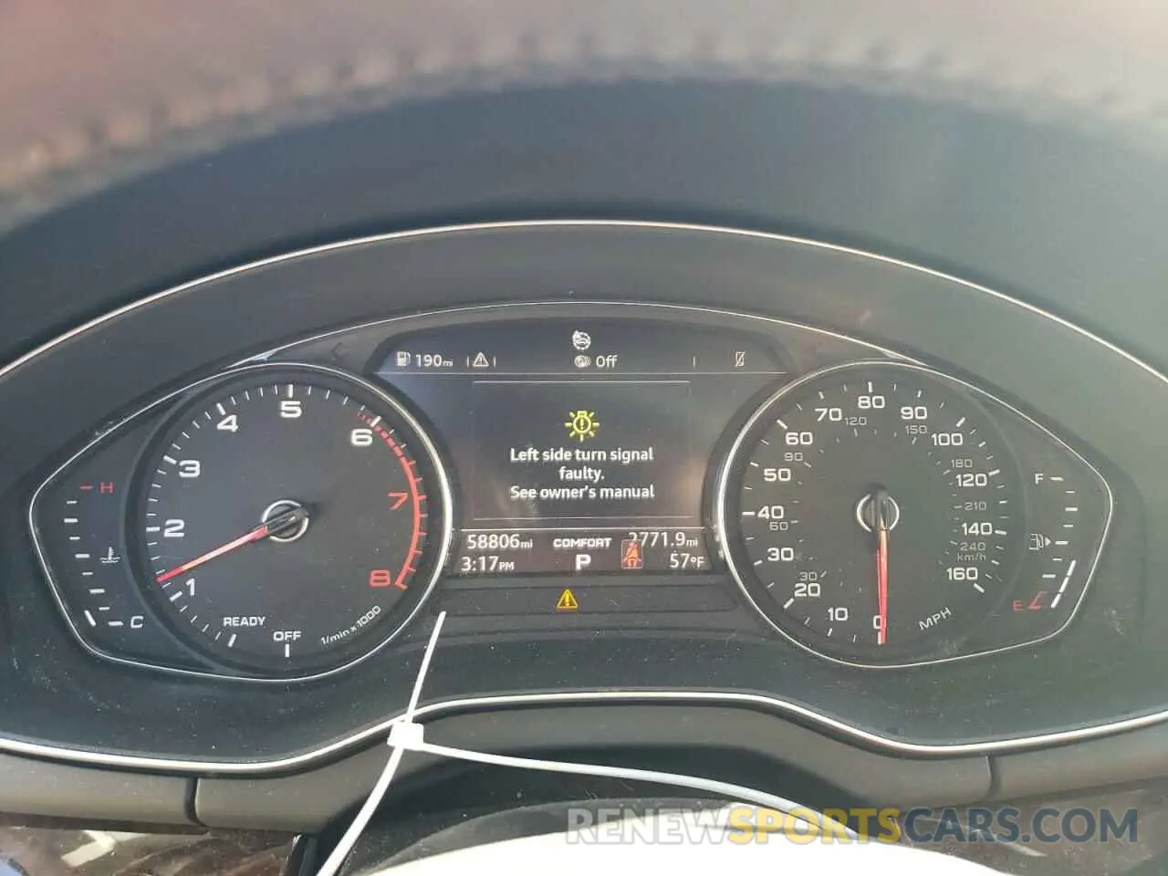 9 fotografías del automóvil dañado WA1ANAFY5K2136439 AUDI Q5 2019