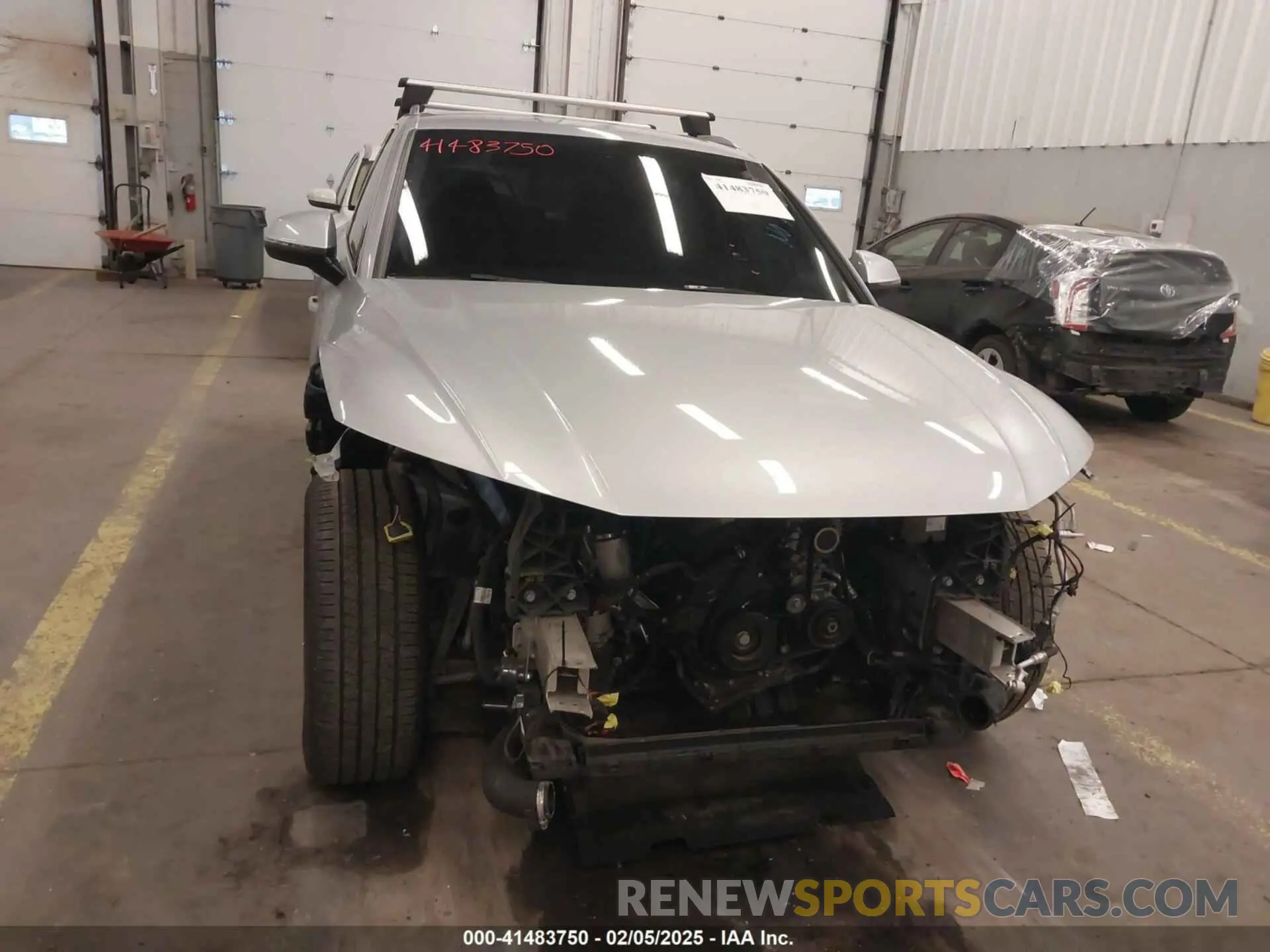 13 fotografías del automóvil dañado WA1ANAFY6K2089034 AUDI Q5 2019